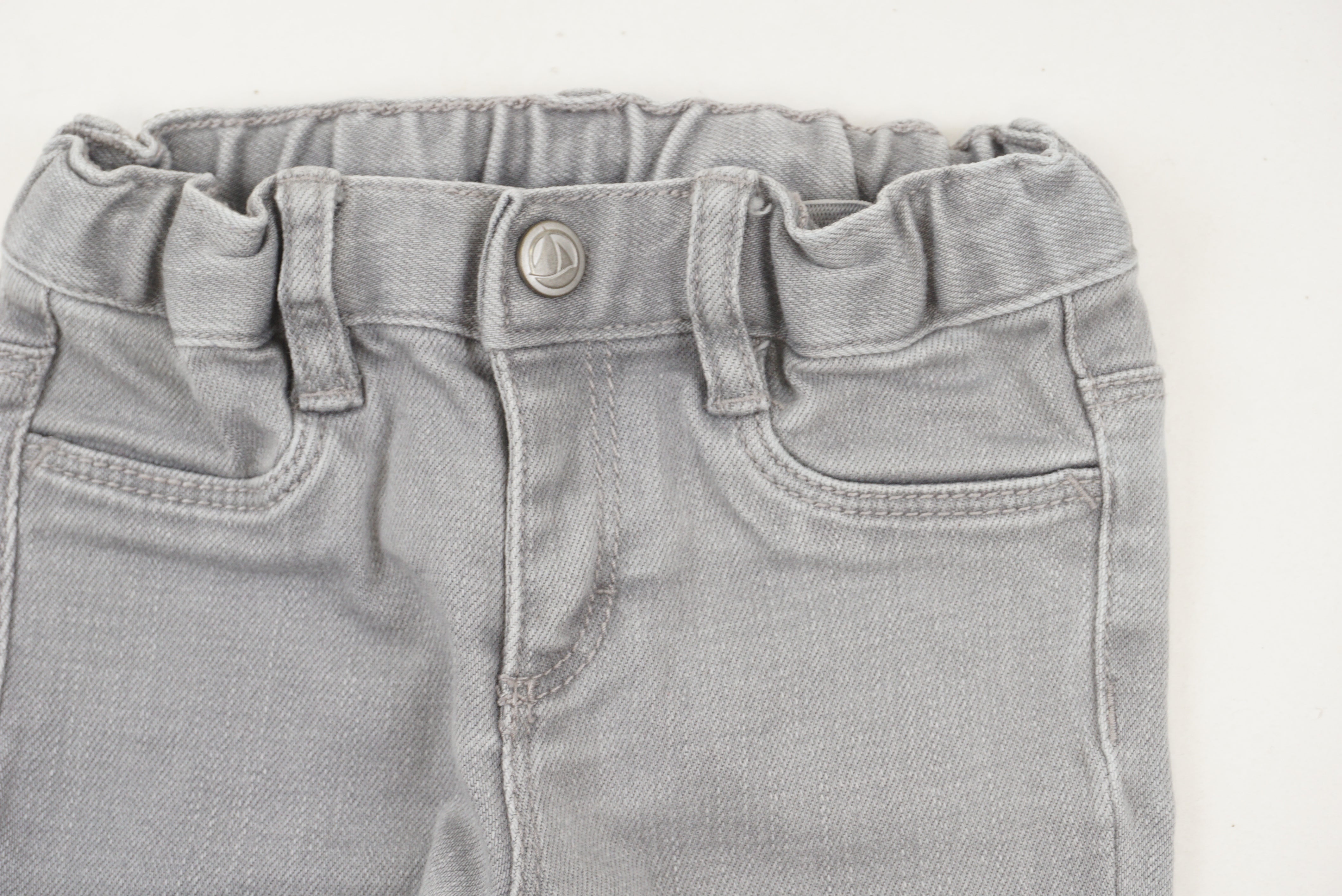 Jean Gris - 6 mois