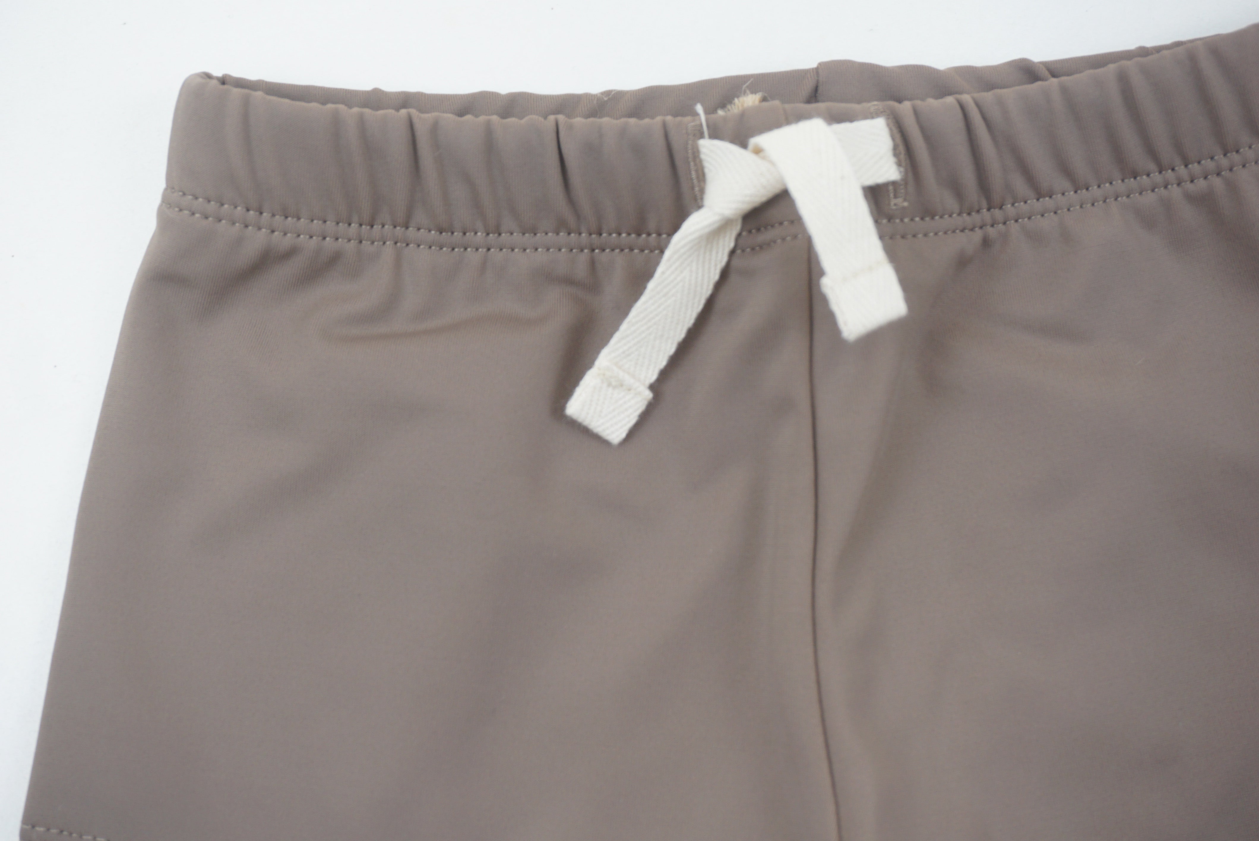 Maillot de bain Marron - 4/5 ans (neuf)