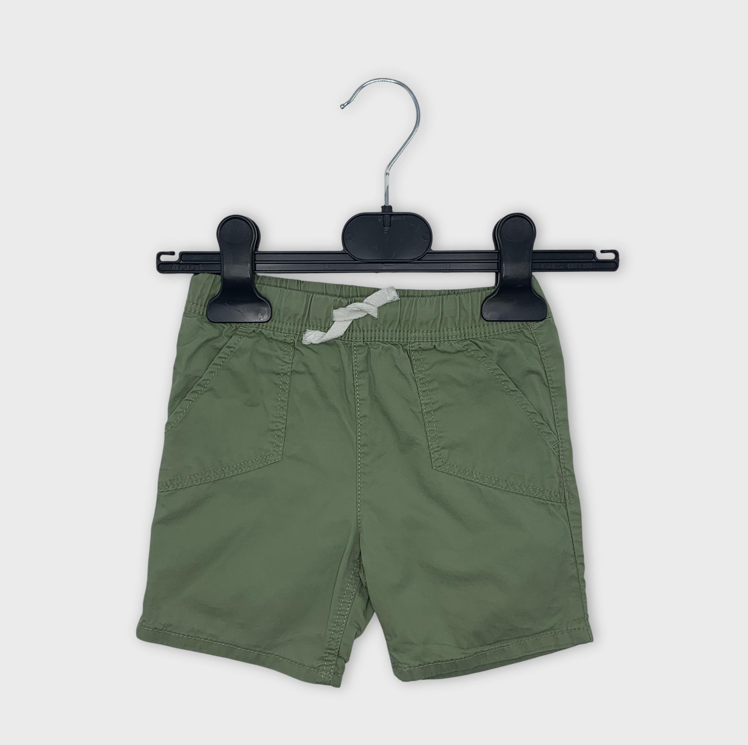 0-Short H&M vert olive 🩳