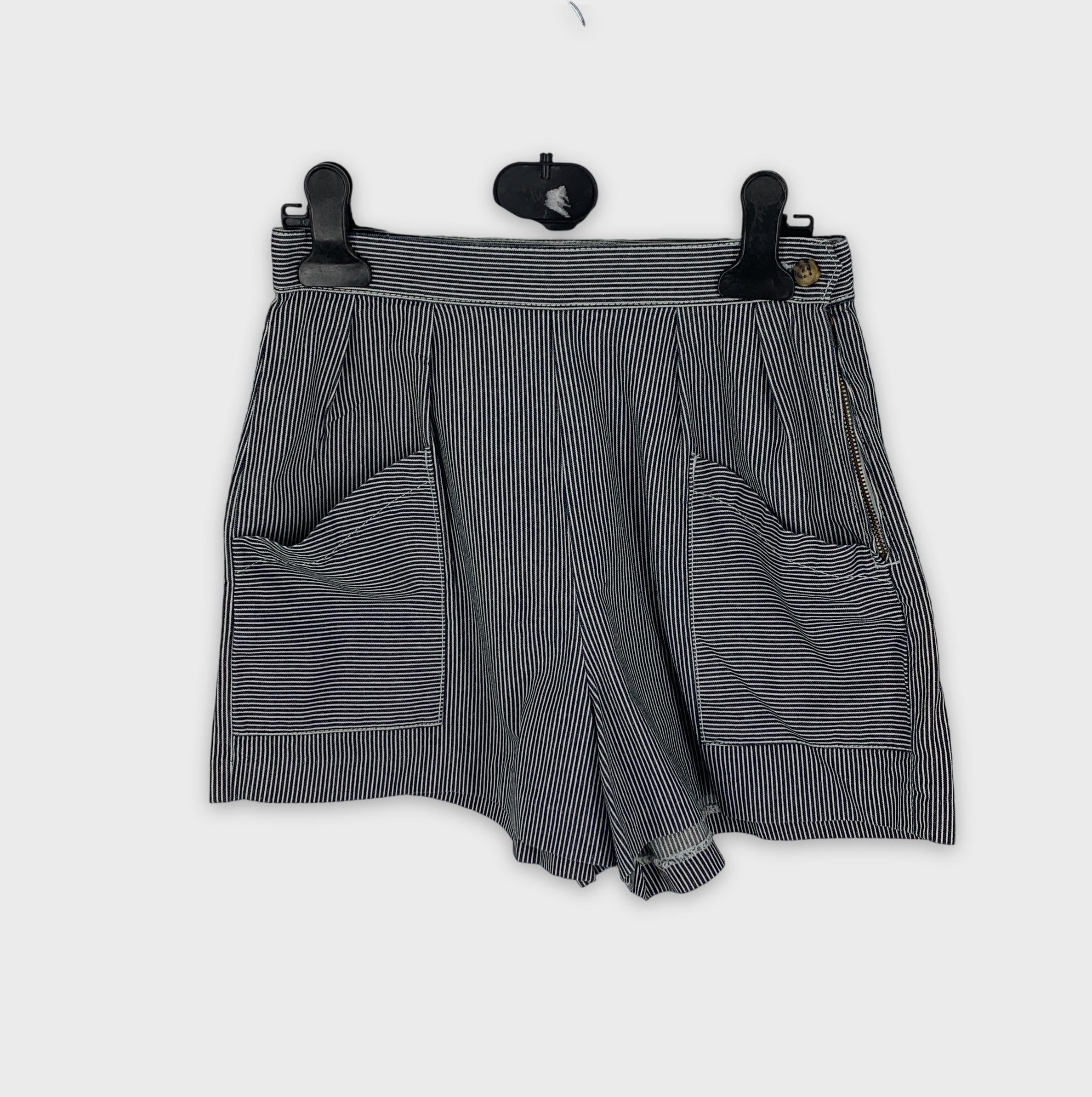 0-Cyrillus - Short - 12