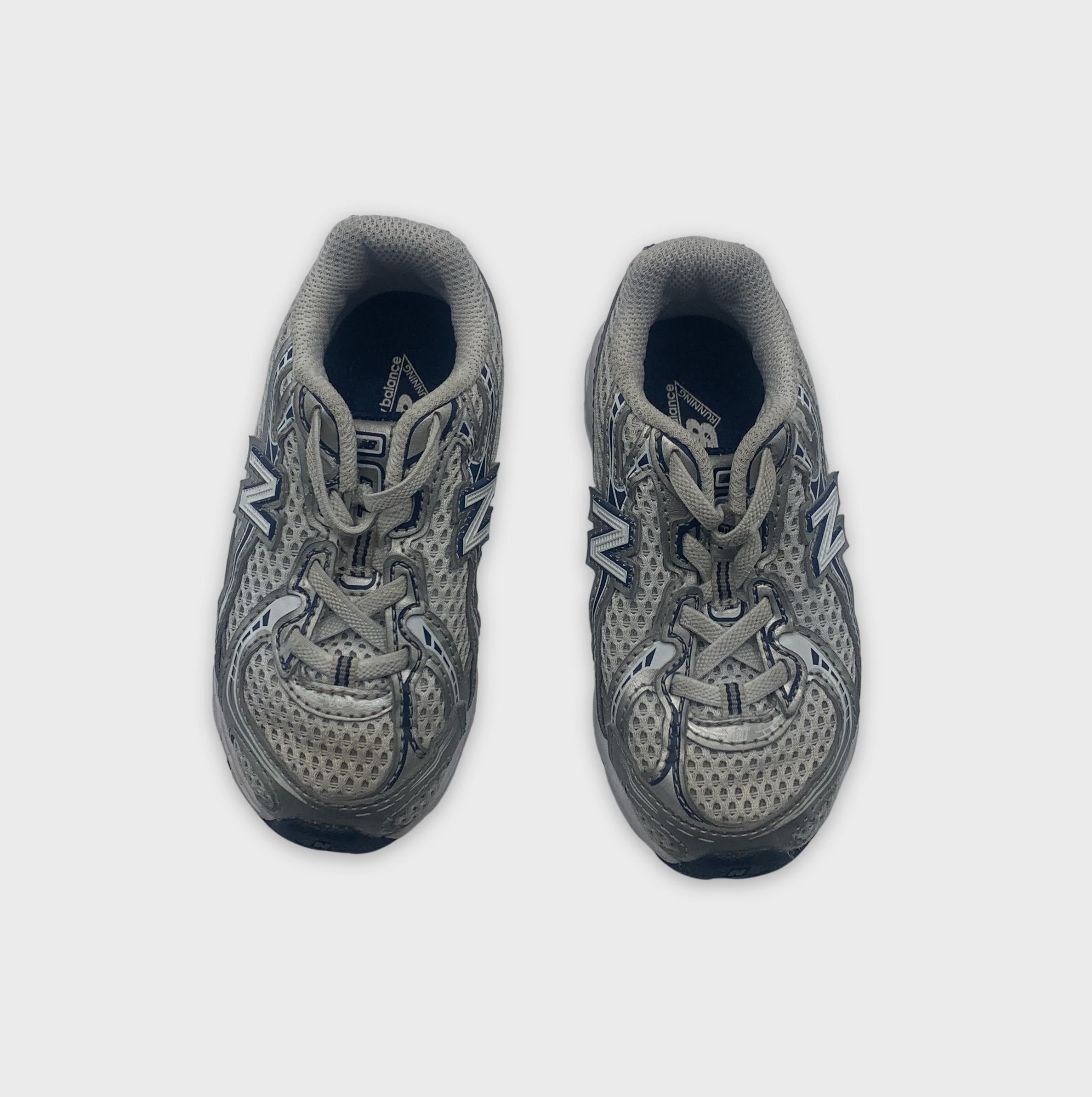 0-New Balance - Baskets - 22