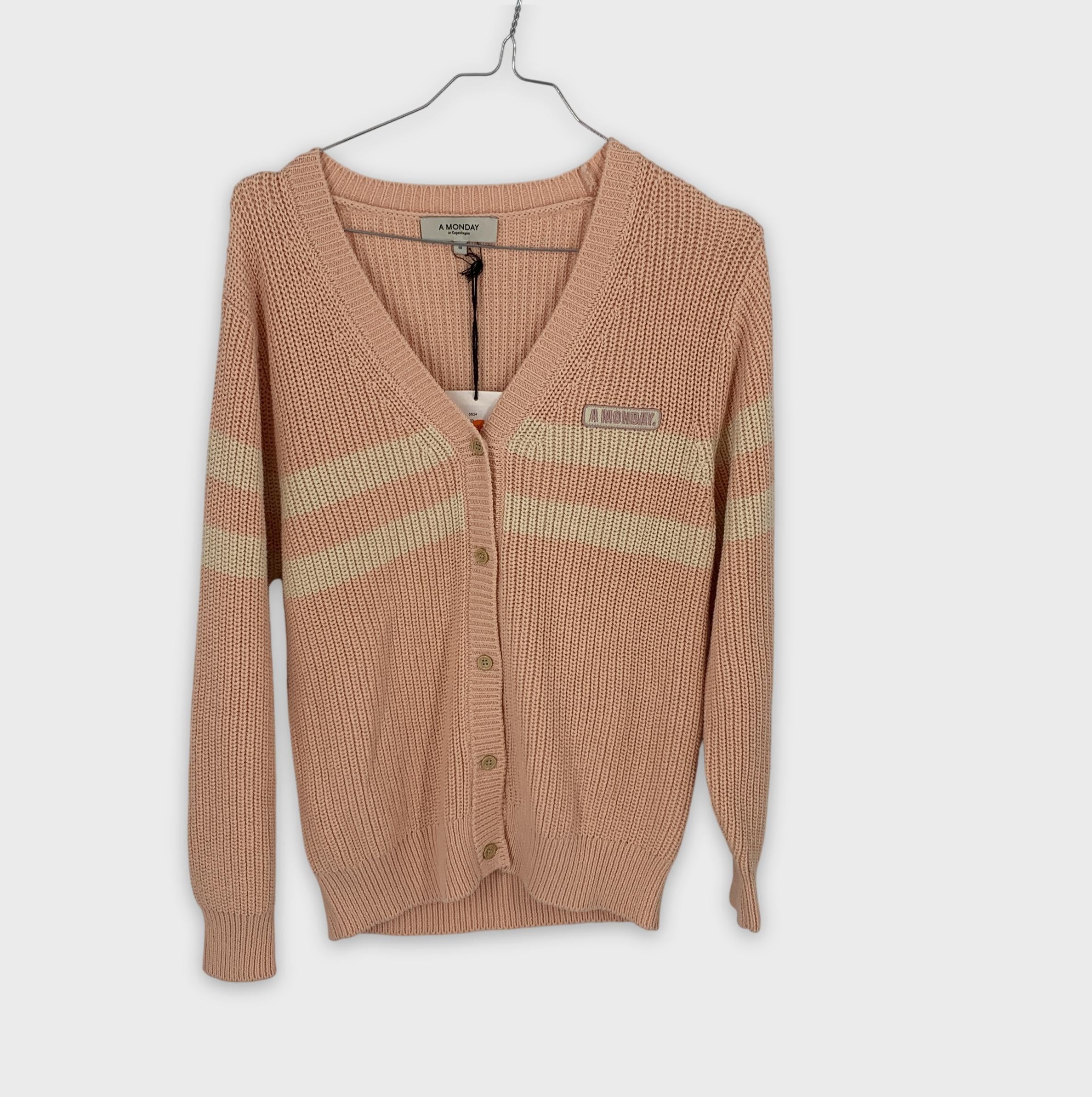 0-A Monday - Cardigan - 10