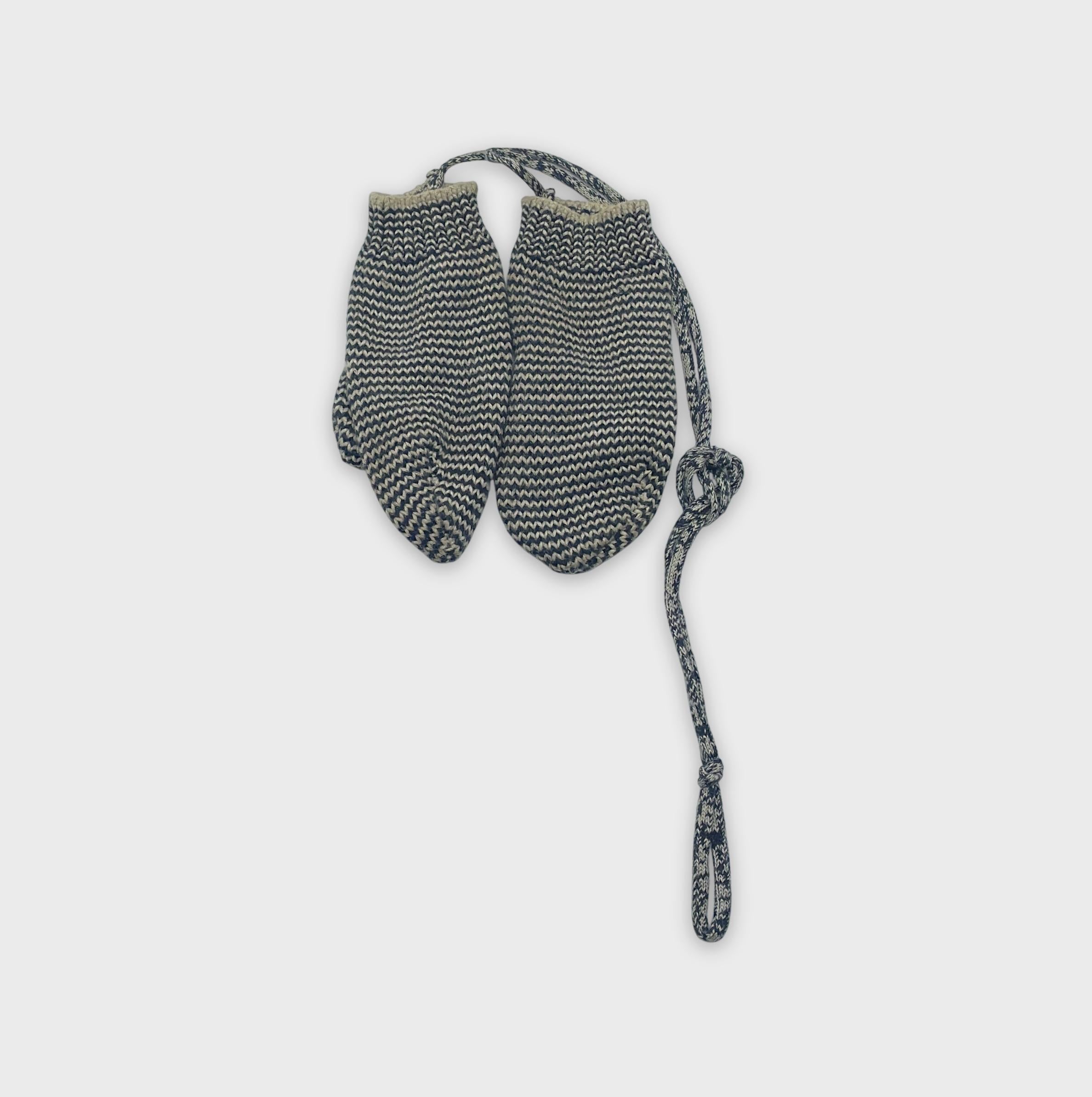 0-La Petite Collection - Mouffles - 6 ans