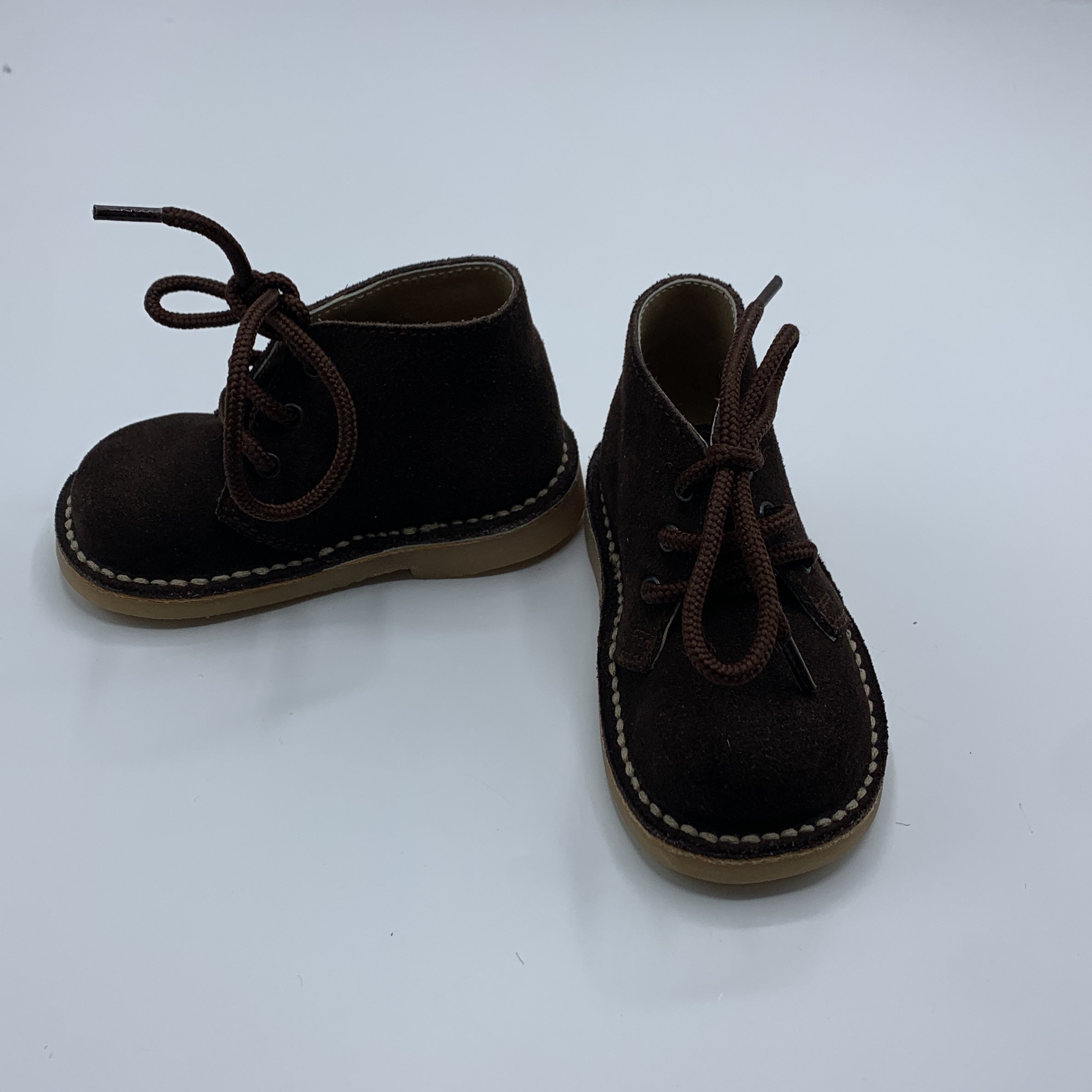 1-Chaussures enfant en daim marron pointure 21 👧