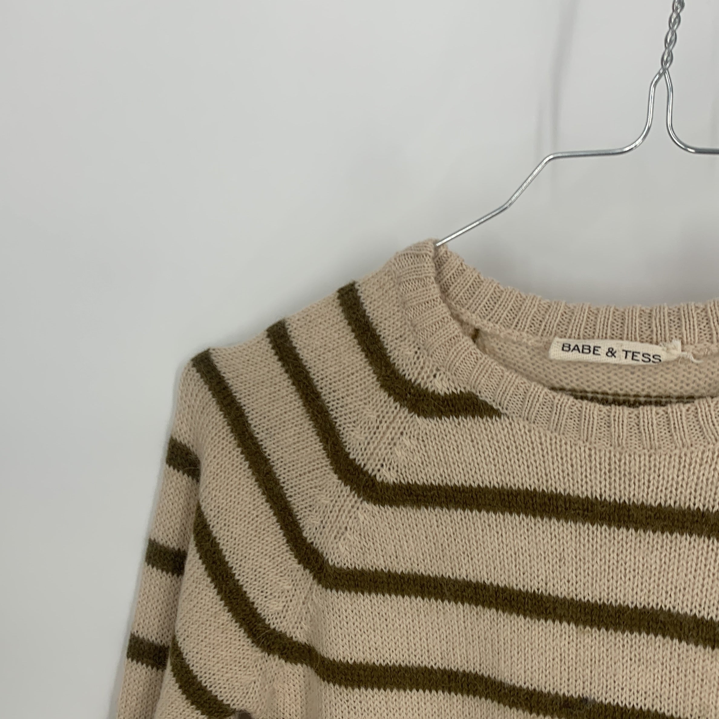 1-BABE & TESS - Pull - Unknown