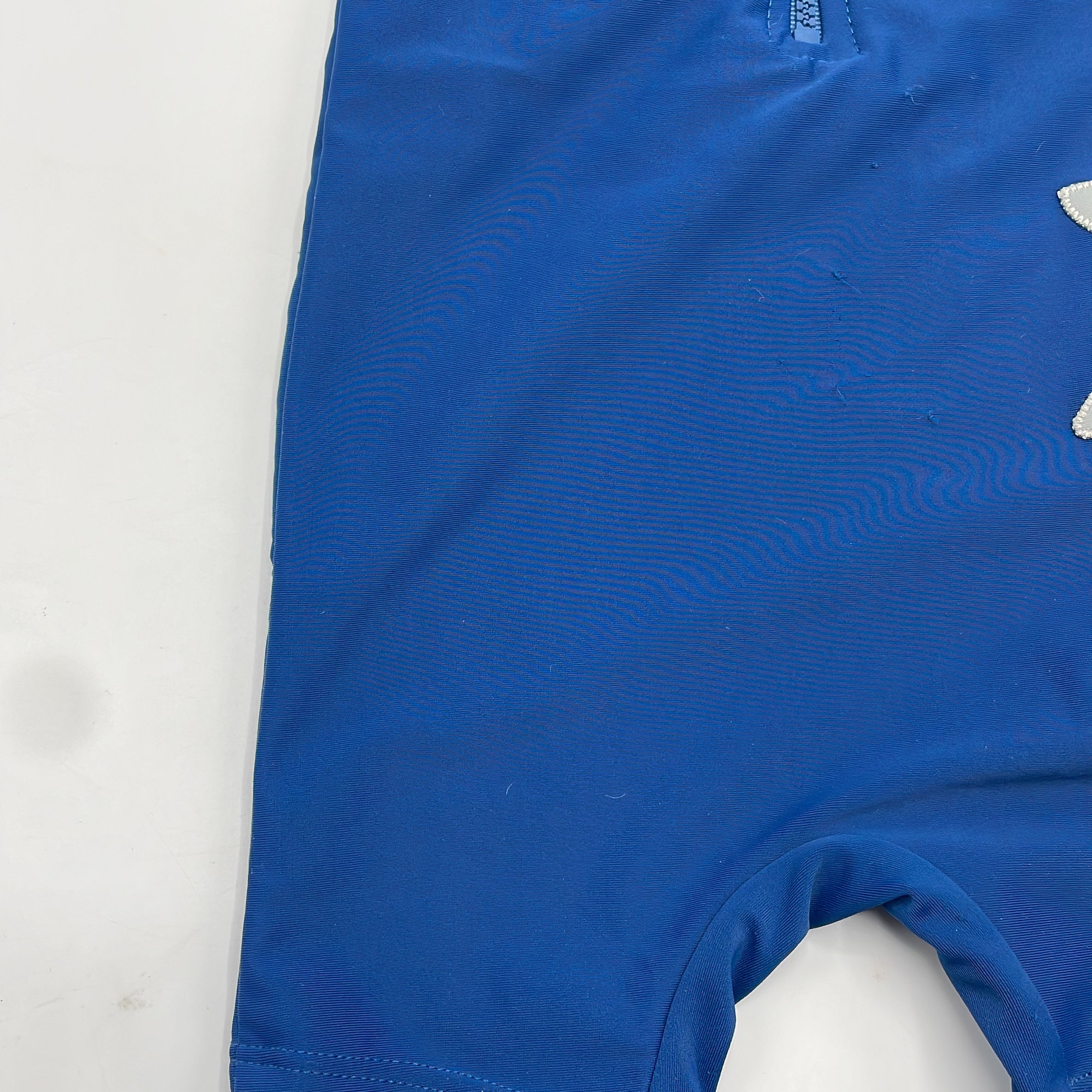 1-Maillot/Anti-uv Marque Inconnue 12 mois