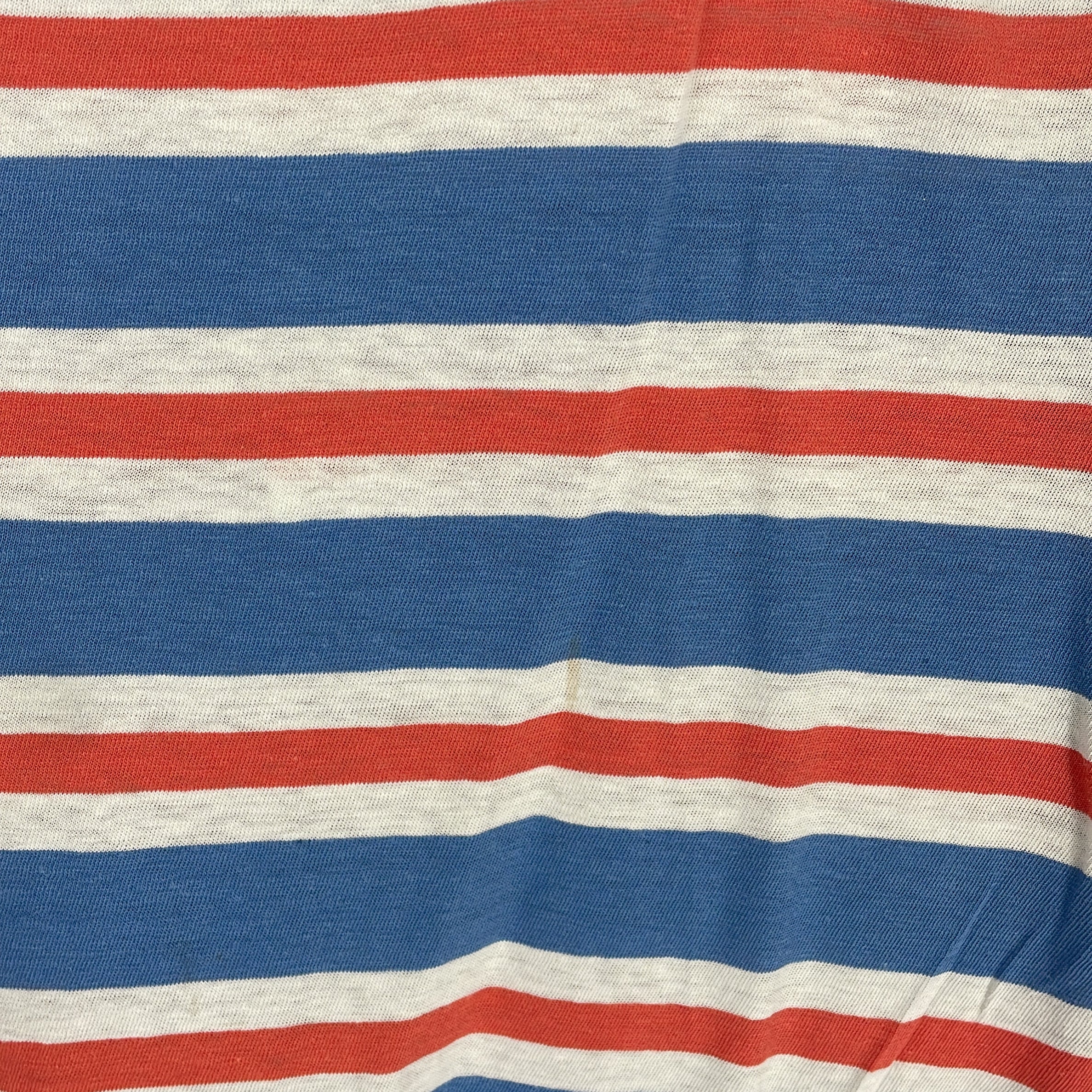 2-AO 76 - Polo rayé - Taille 6 ans