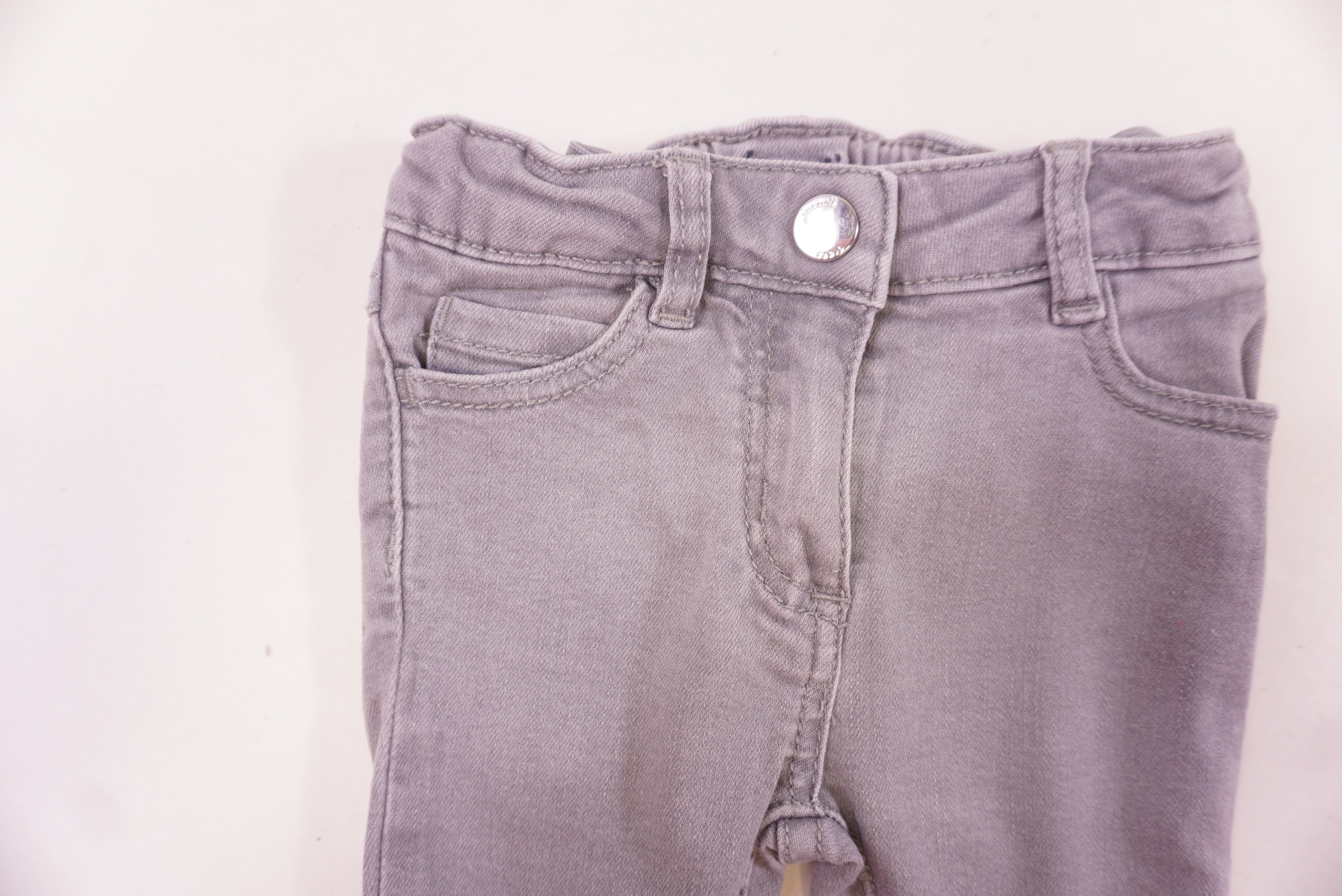 Jean Gris - 6 mois