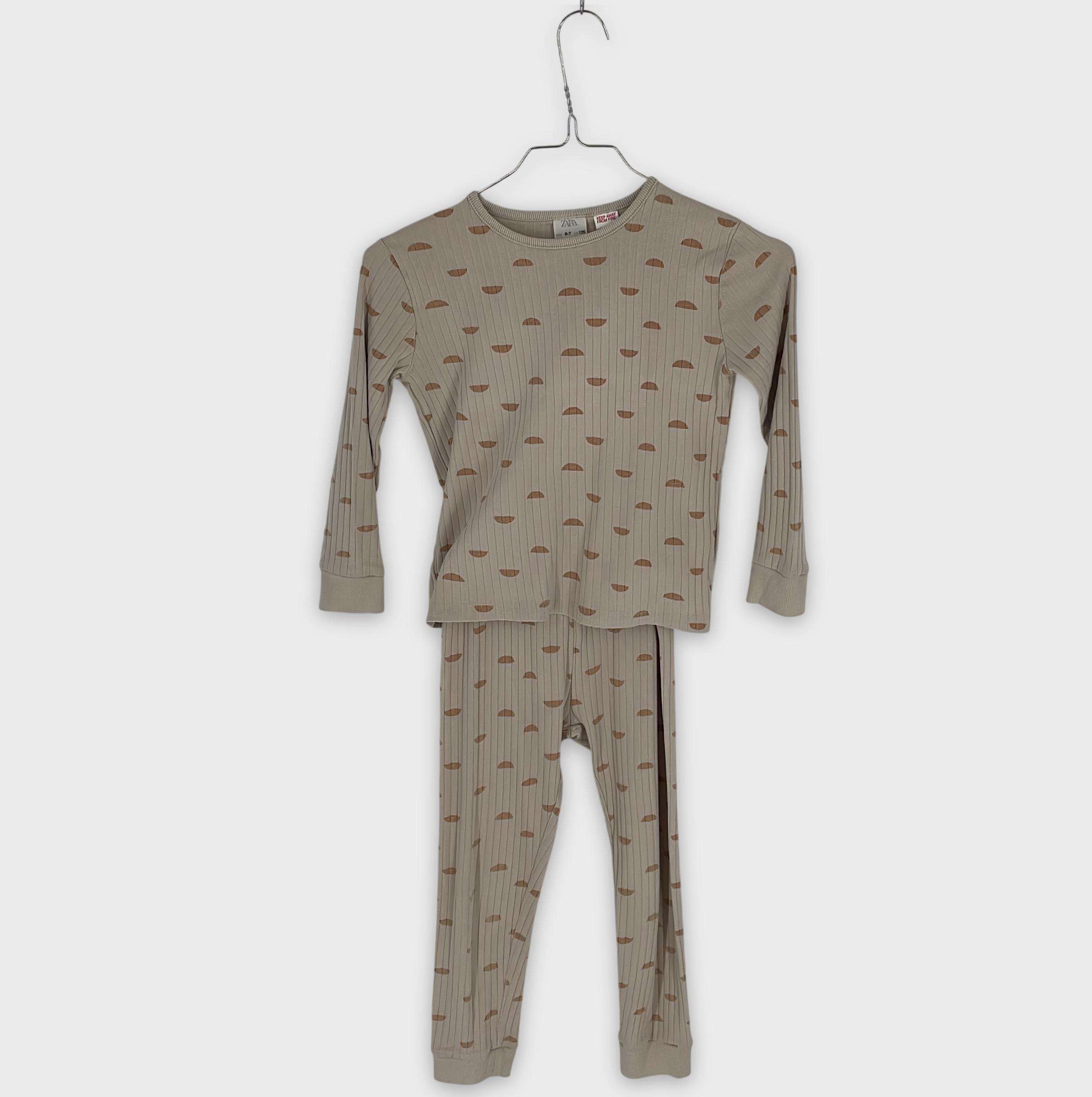 0-Pyjama long Zara Kids 6-7 Ans
