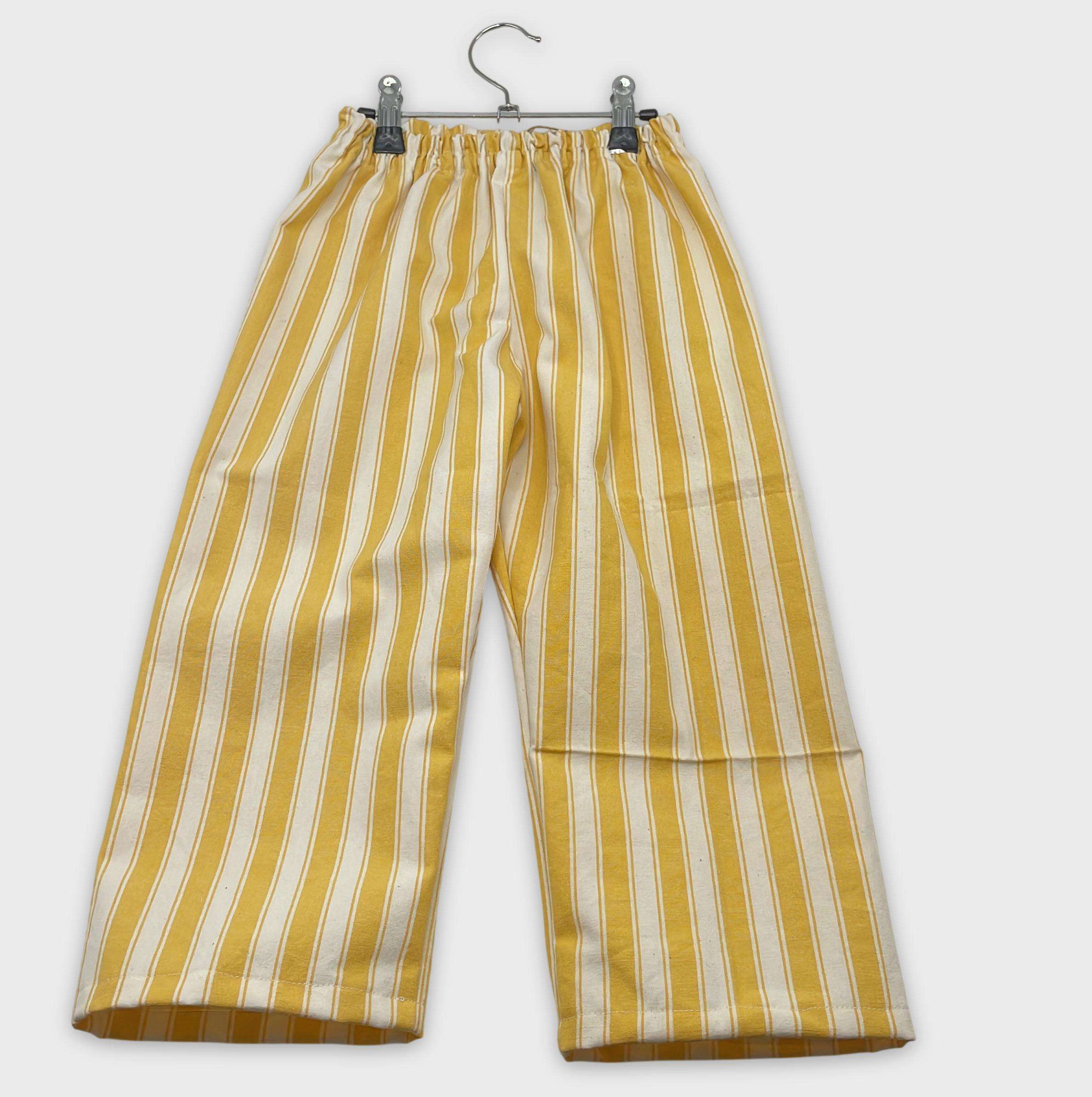 0-Pantalon Marque Inconnue 5 ans