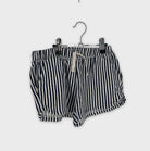 0-Short Marque Inconnue 9 ans