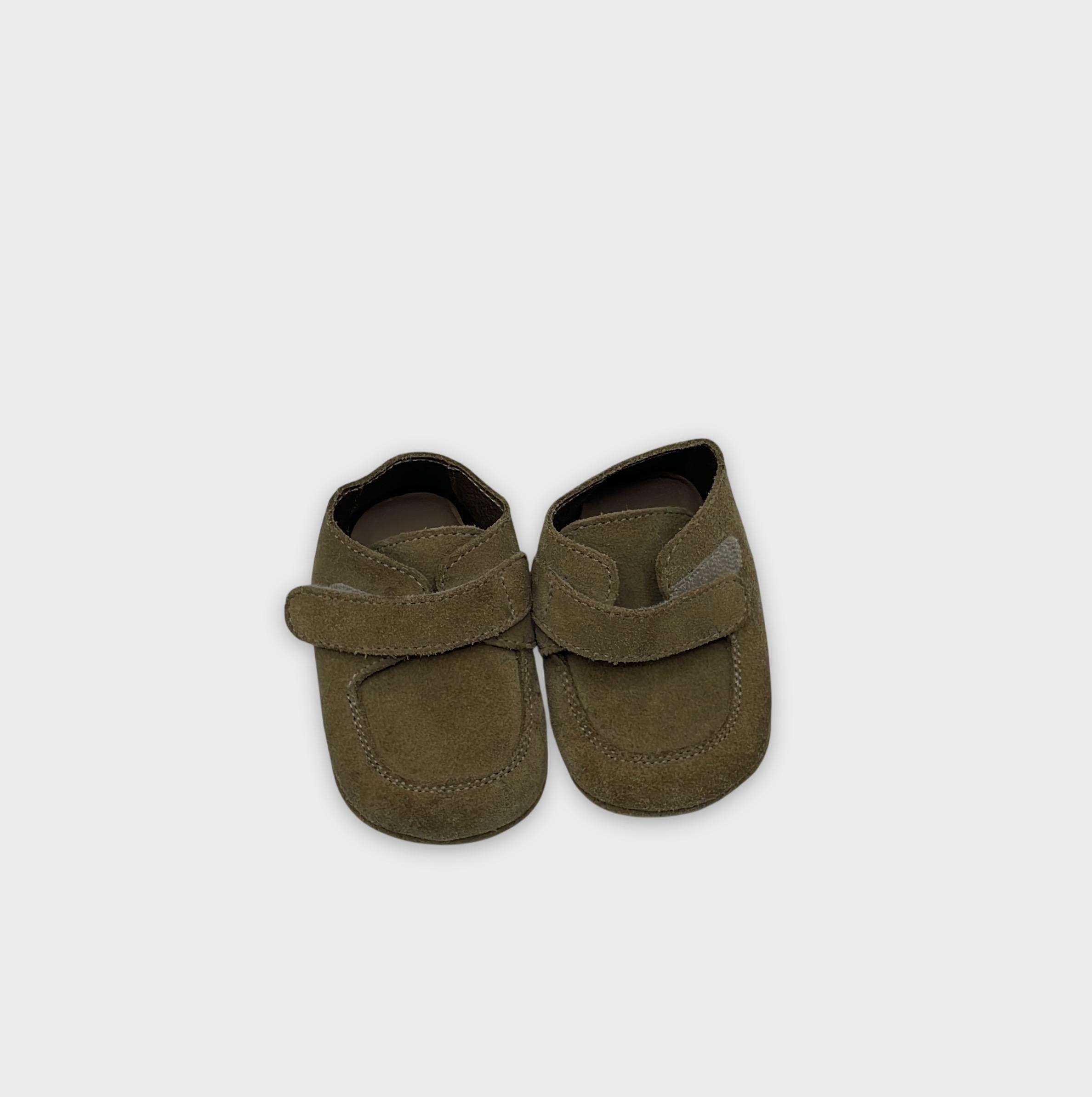 0-Chaussures Marque Inconnue Taille 18