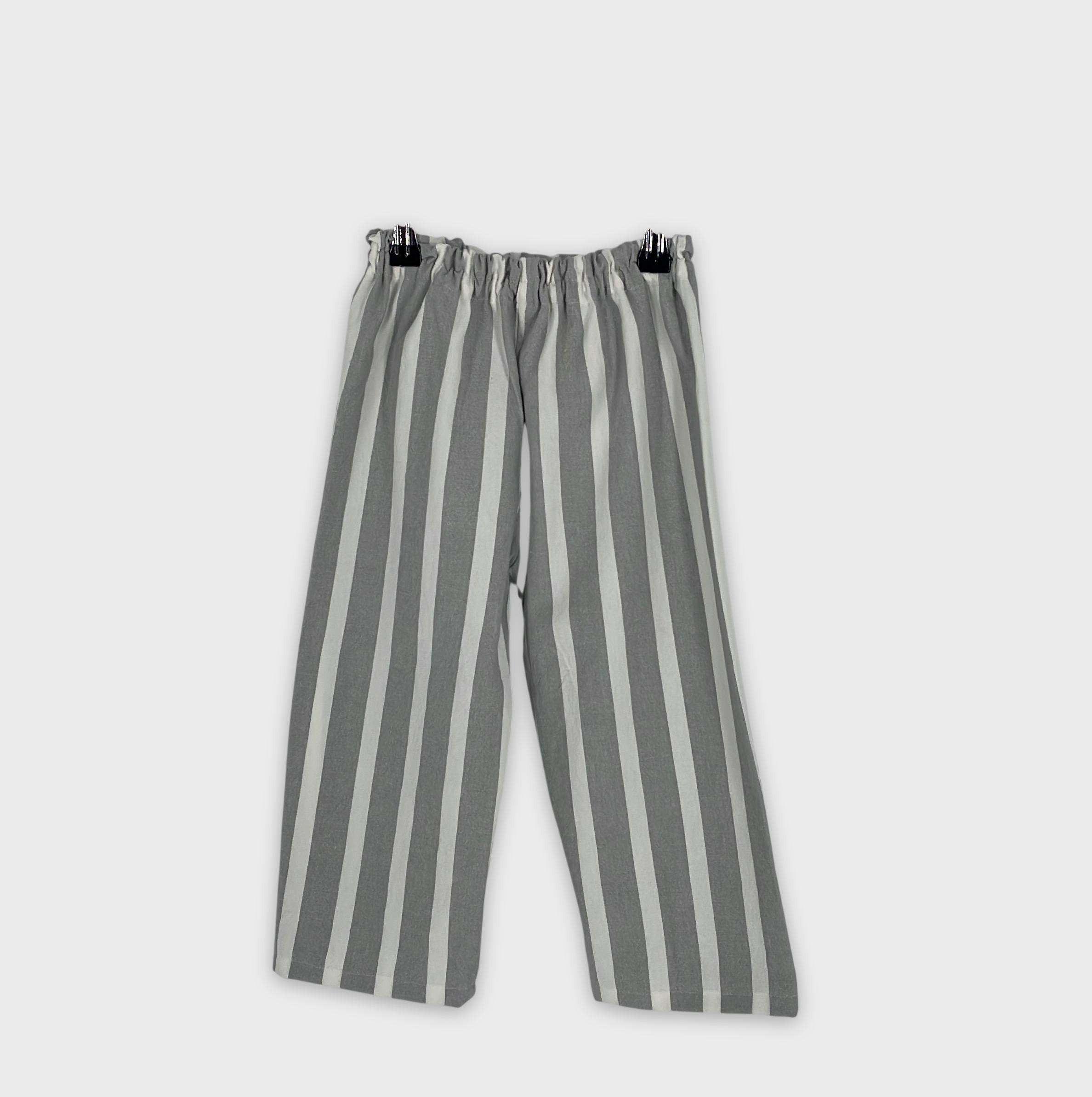 0-Pantalon Marque Inconnue 4 ans