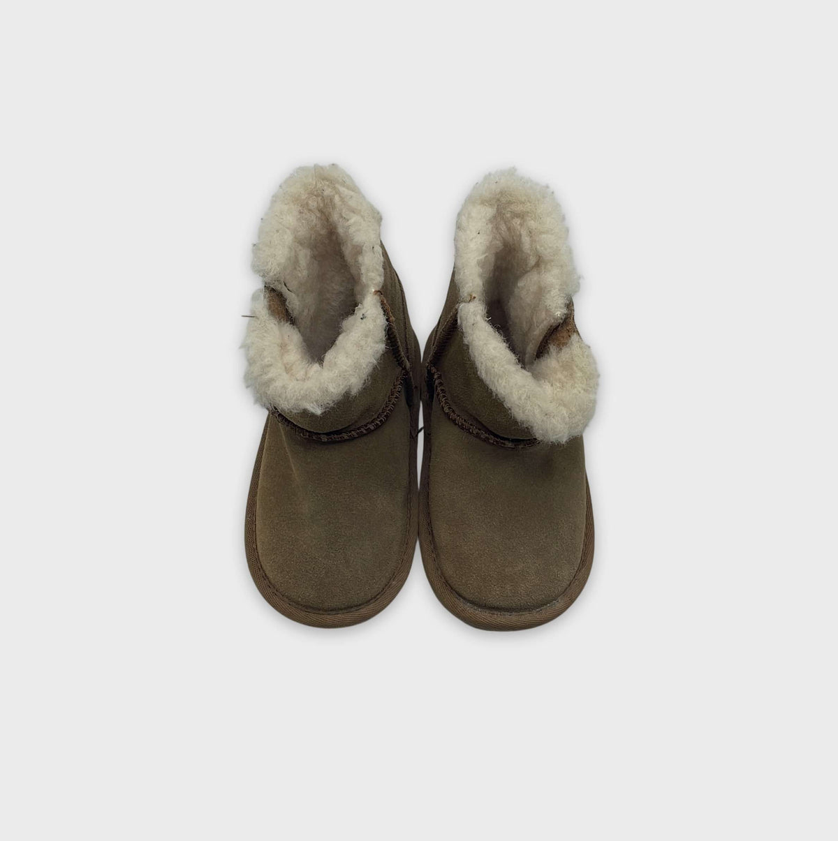 0-Chaussures Marque Inconnue Taille 18