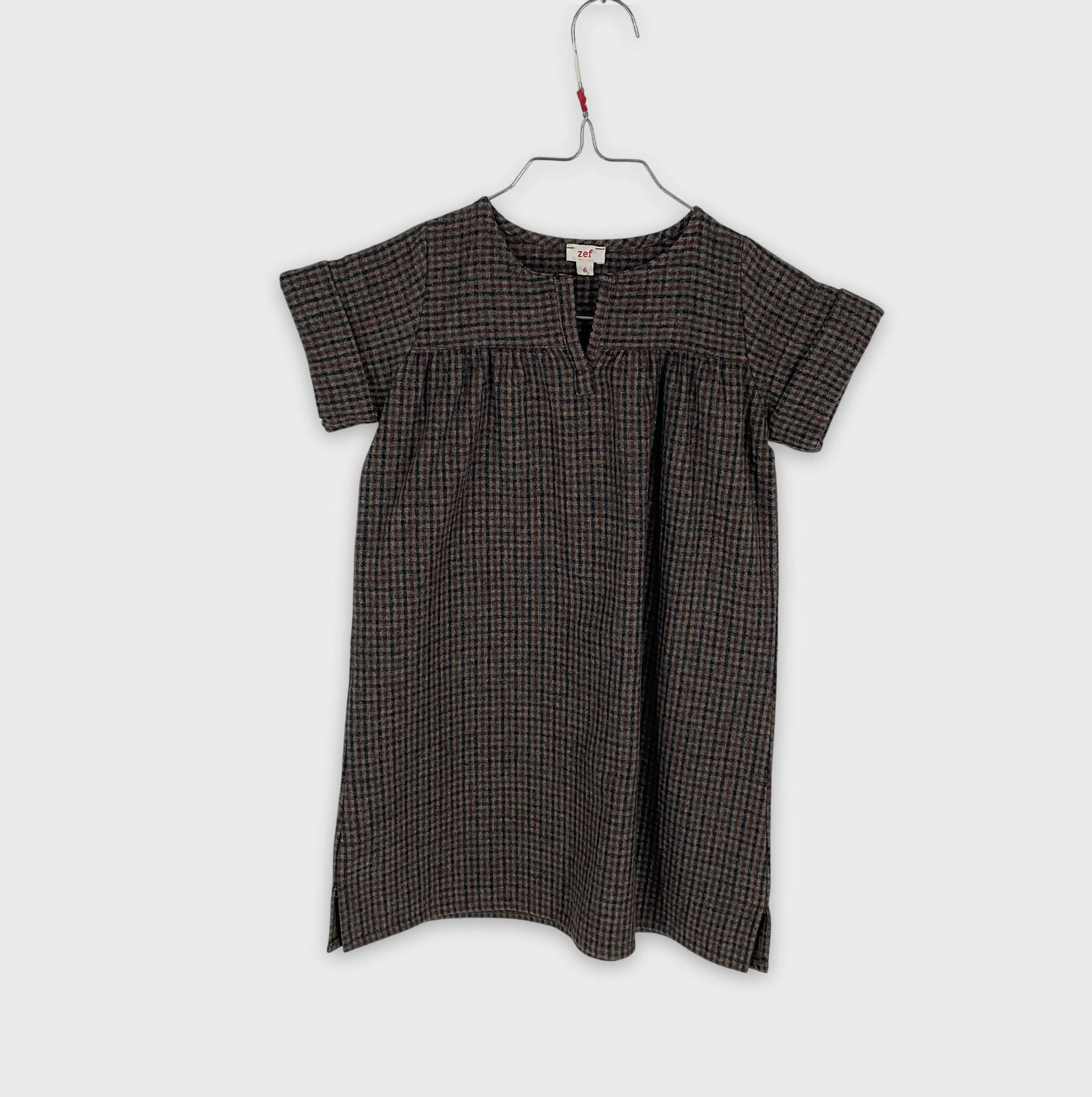 0-Robe Marque Inconnue 6 ans