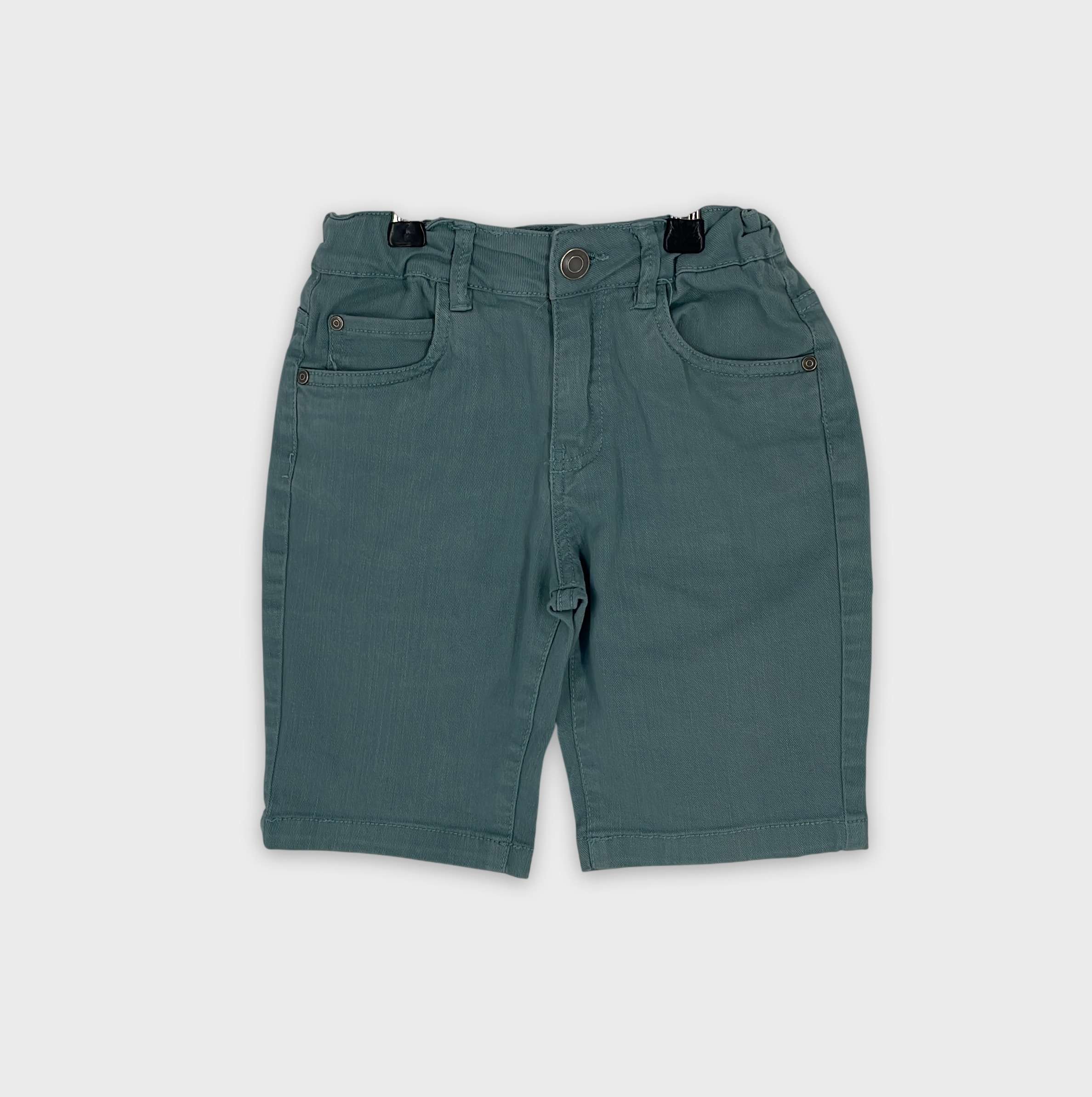 0-Short Marque Inconnue 9 ans