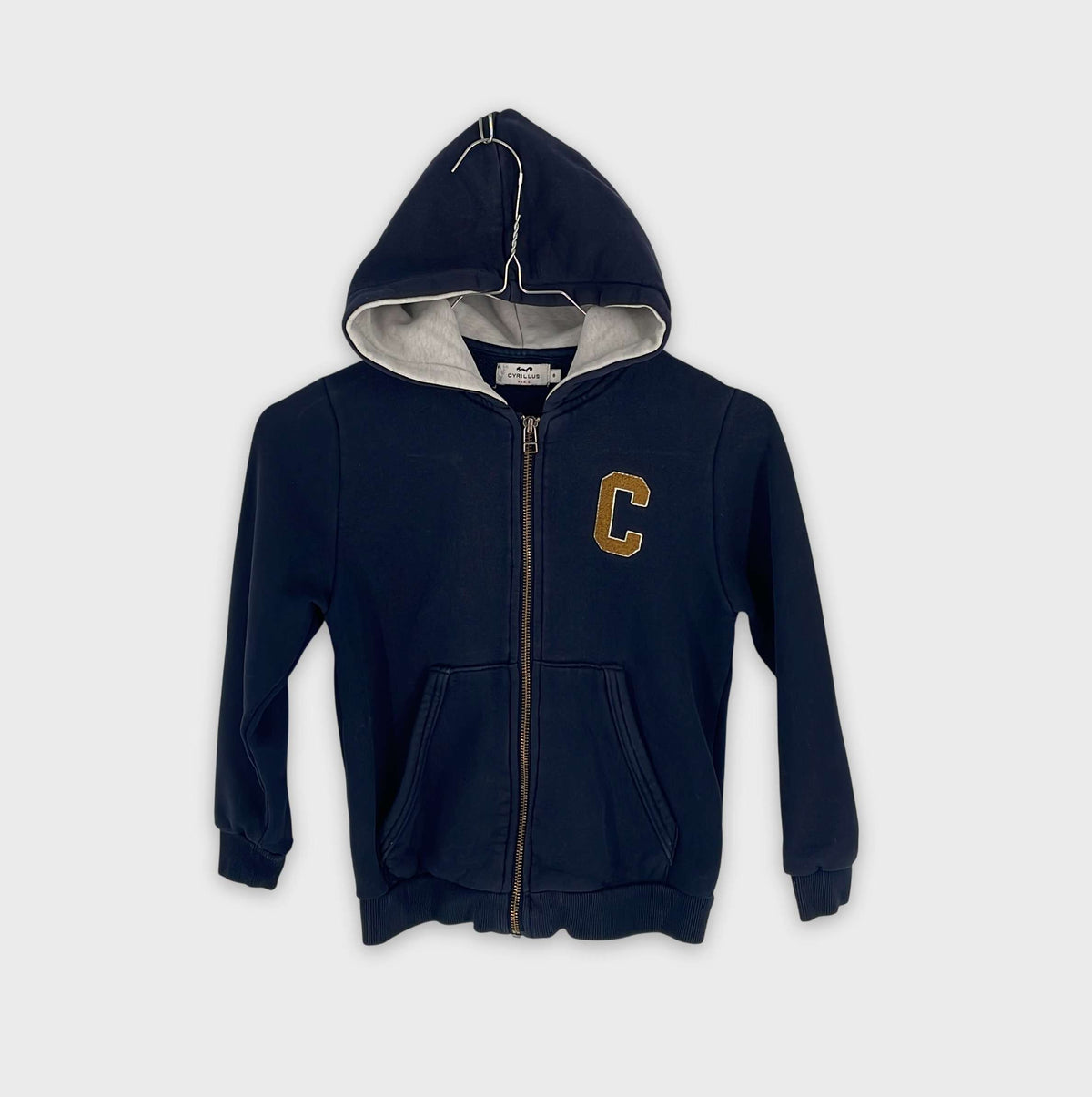 0-Sweat Cyrillus 8 ans