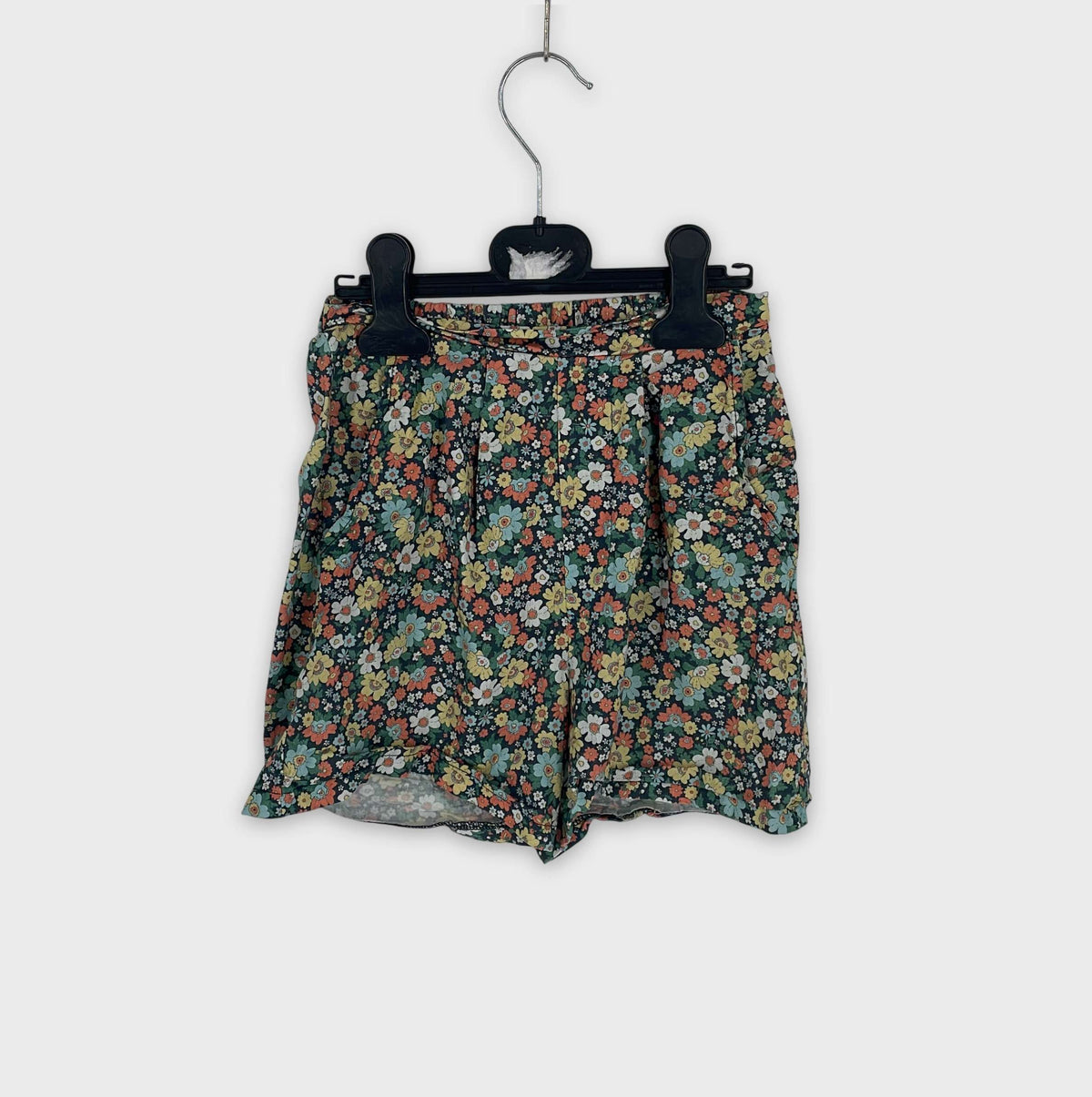 0-Short Marque Inconnue 6 ans