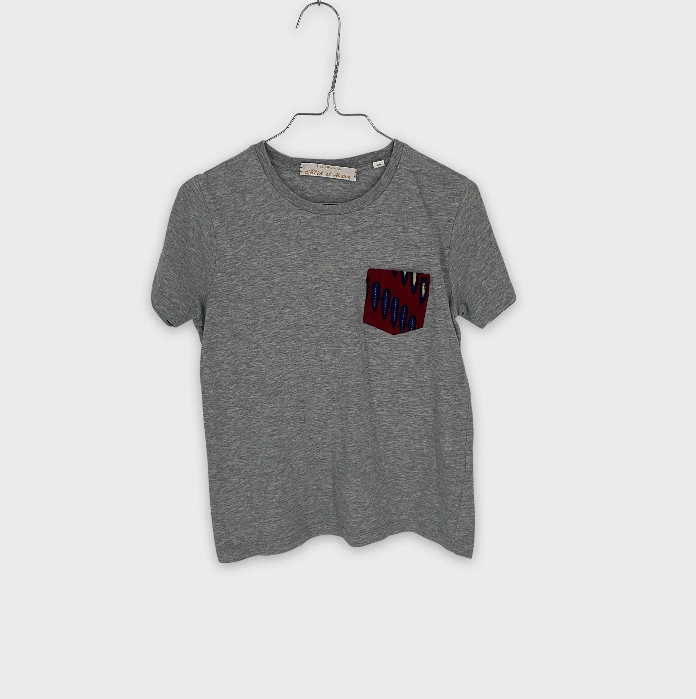 0-T-shirt manches courtes Marque Inconnue 7-8 Ans