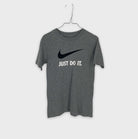 0-T-shirt manches courtes Nike 8 ans