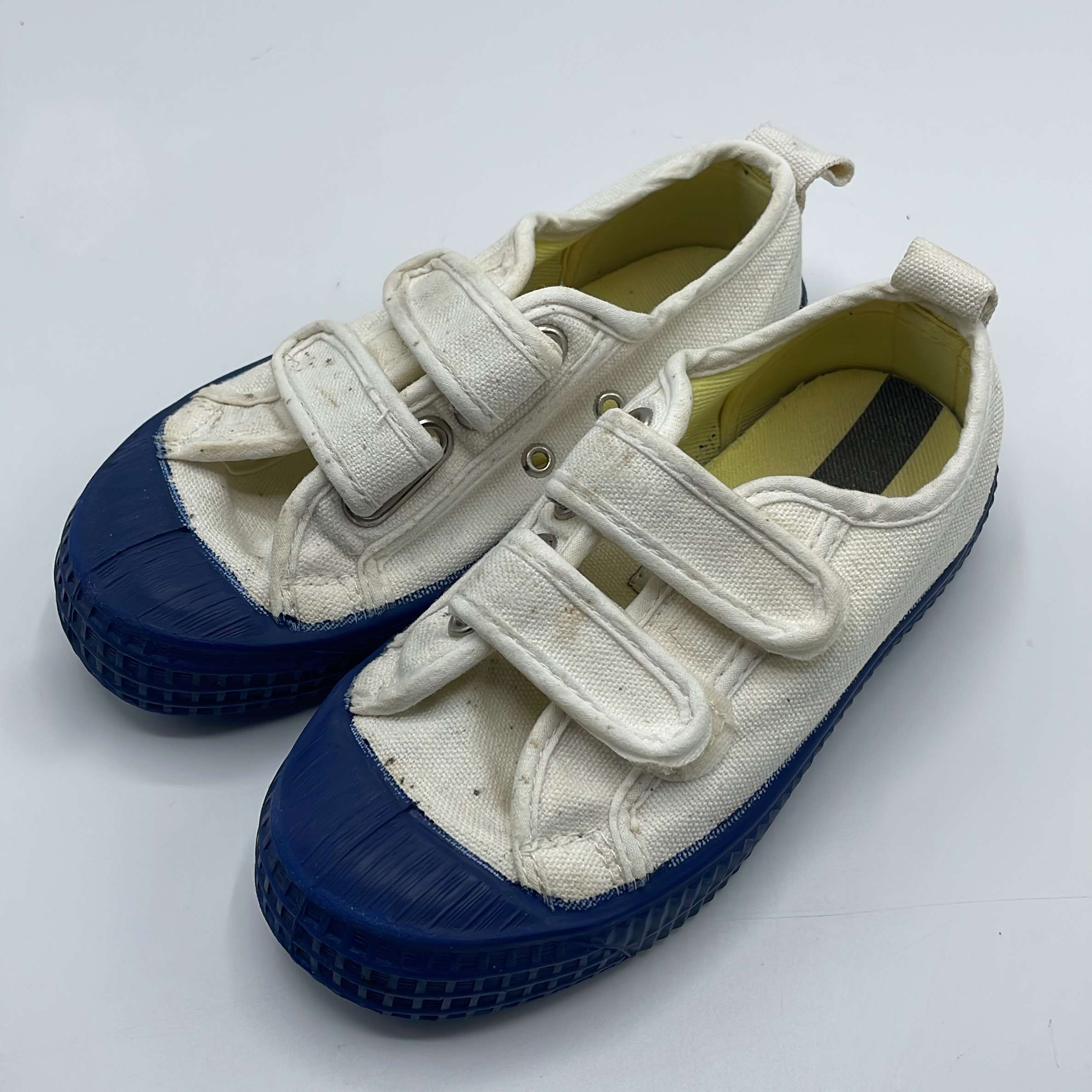 1-Chaussures Marque Inconnue Taille 27