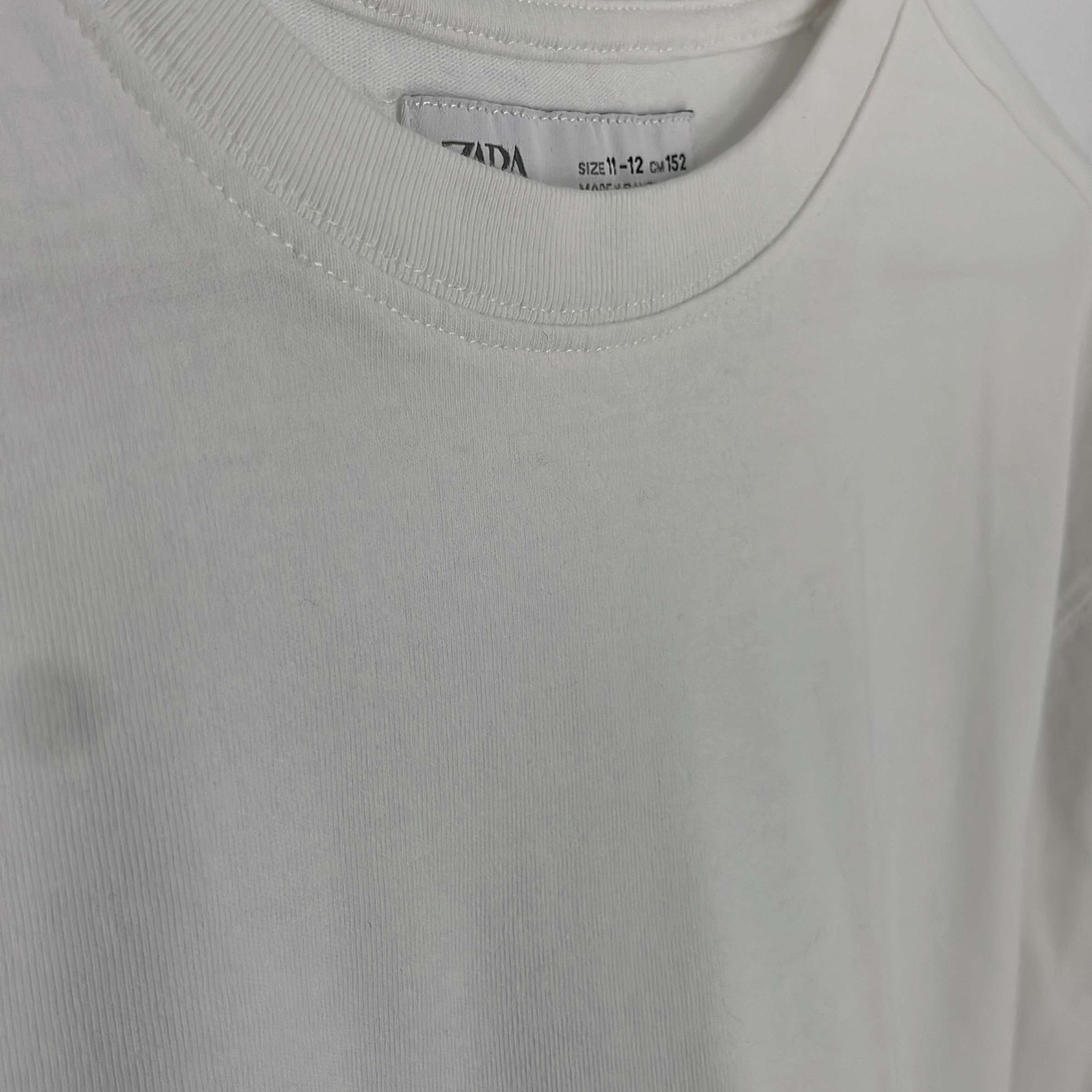1-T-shirt manches courtes Zara Kids 11-12 Ans