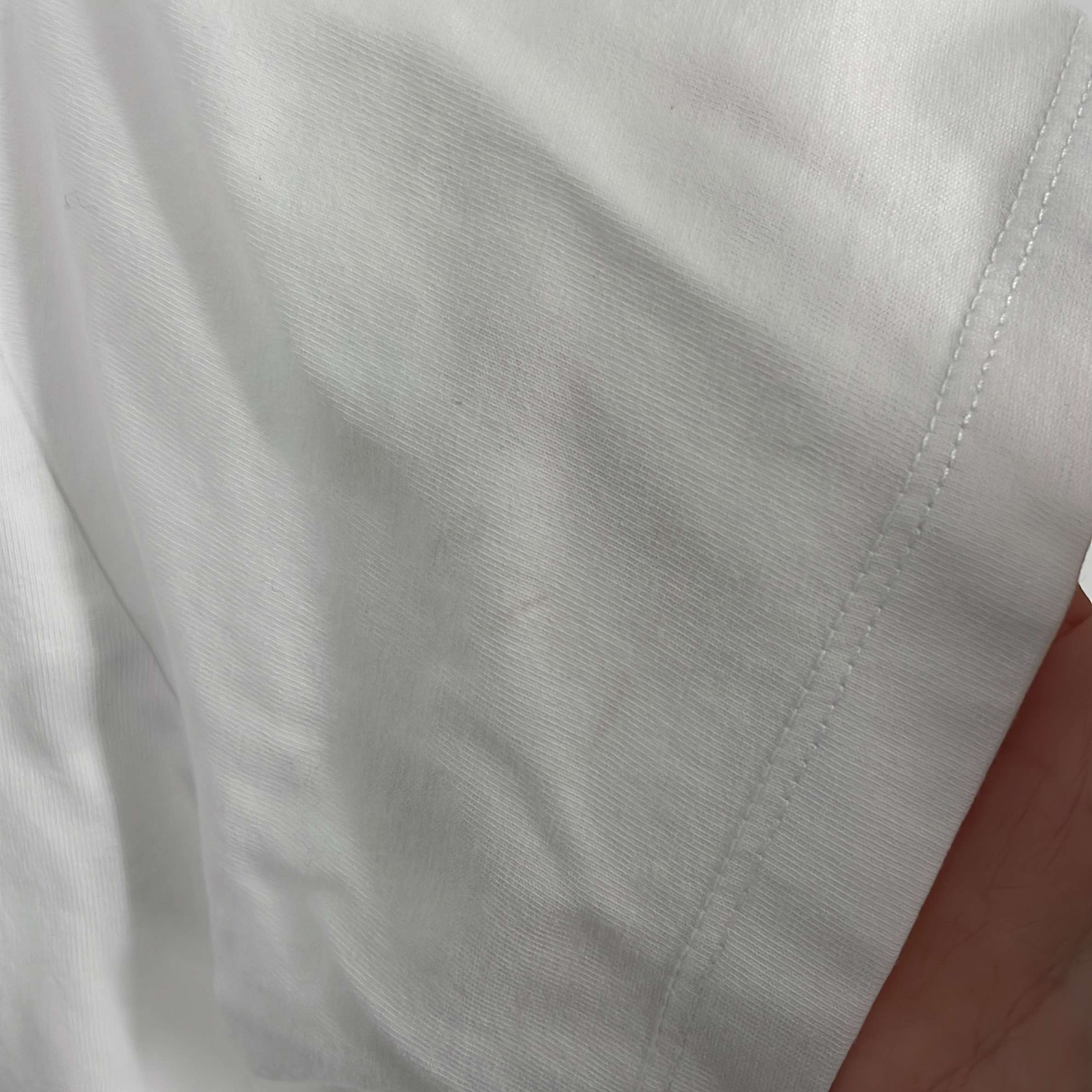 2-T-shirt manches courtes Marque Inconnue 12 ans