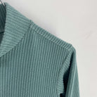 1-Pull Uniqlo 3-4 Ans