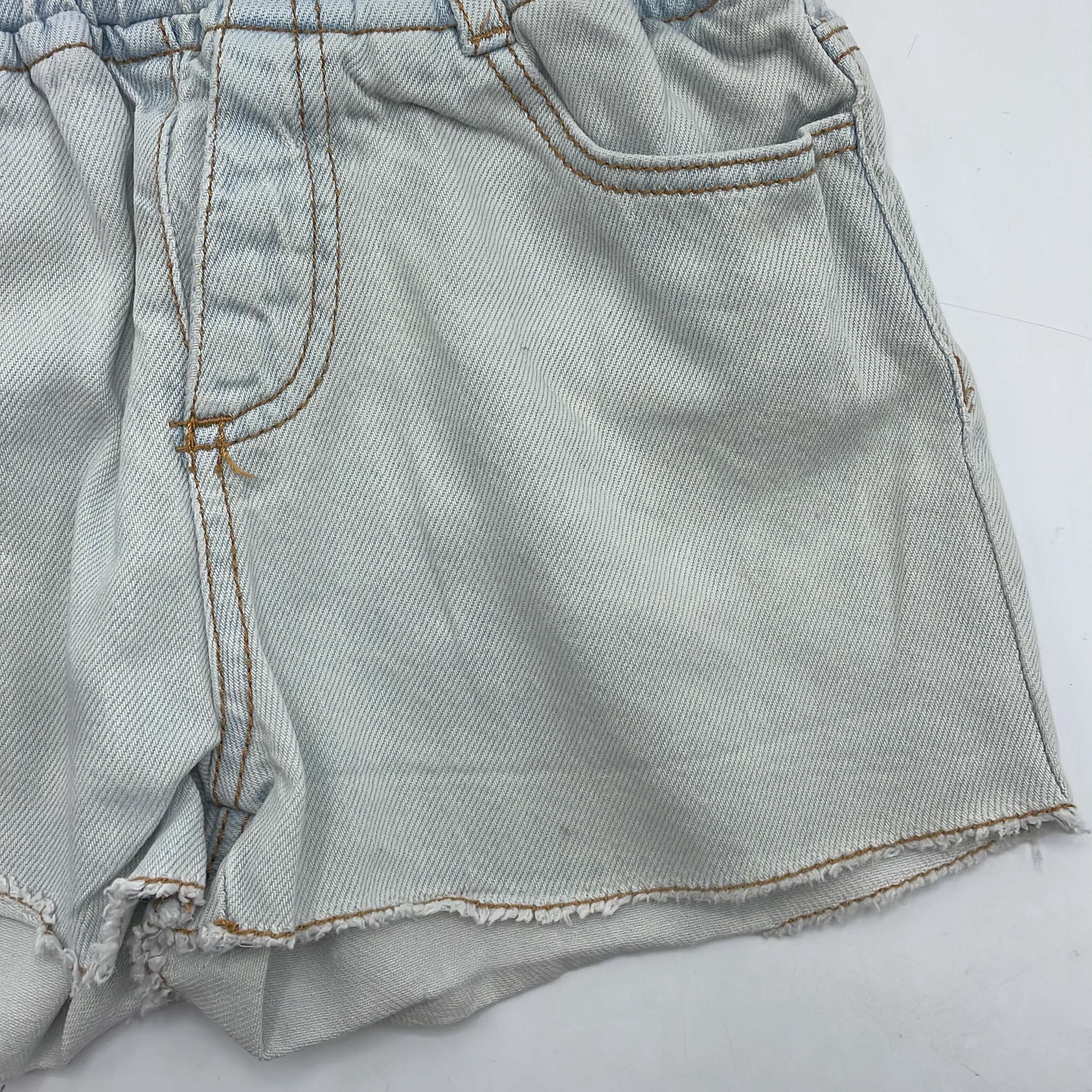 1-Short Zara Kids 3-4 Ans