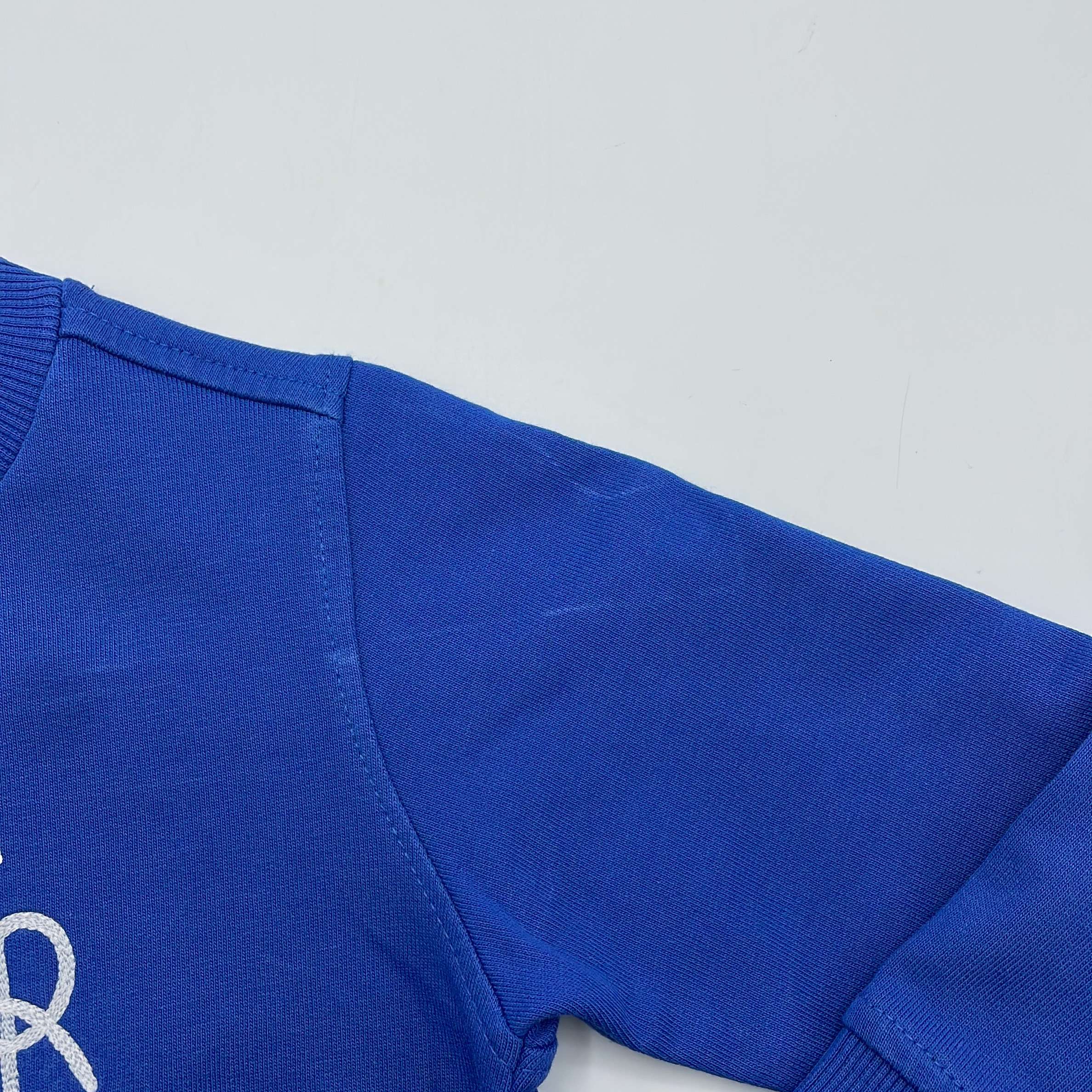 2-Sweat Mango 3 ans