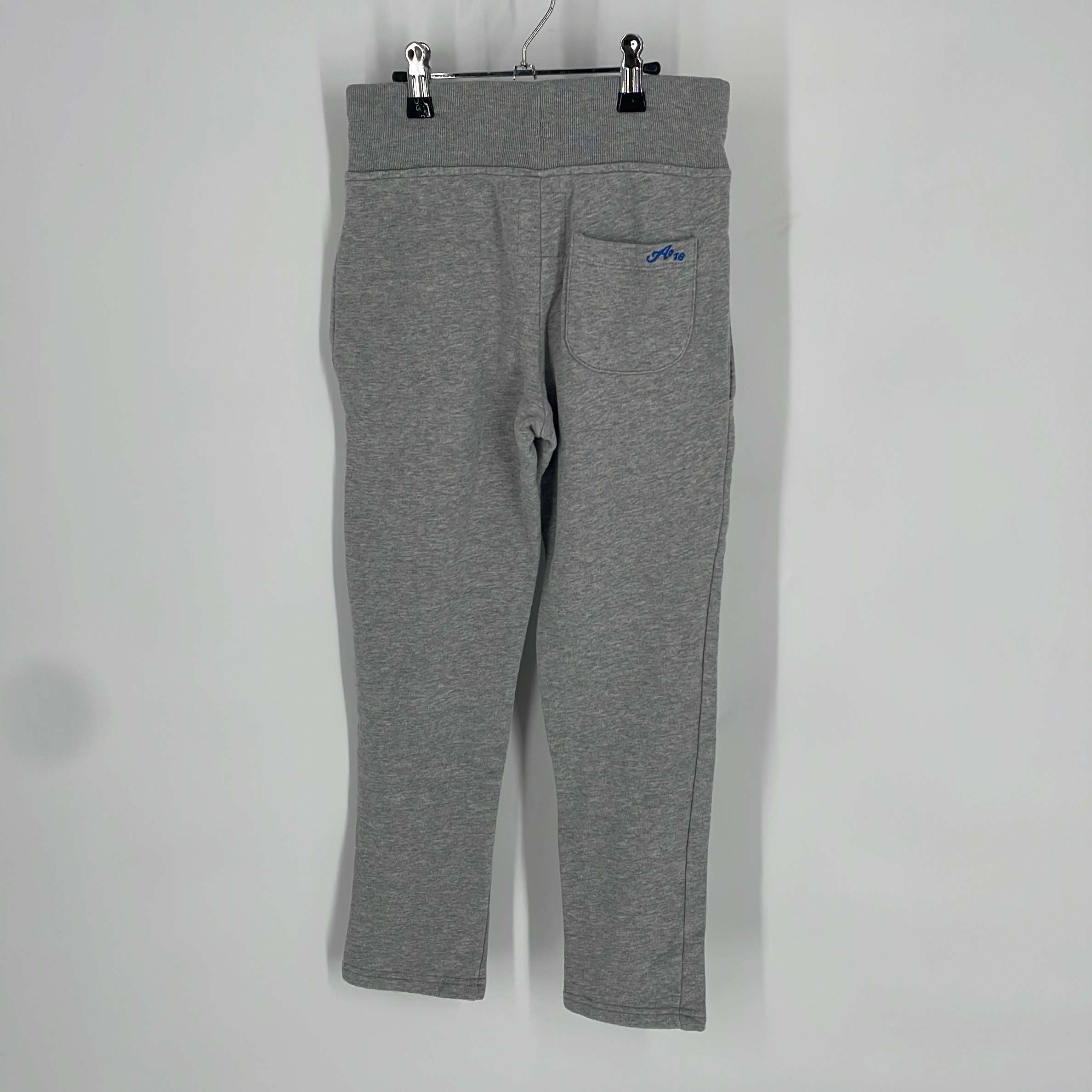 1-Jogging American Outfitters 8 ans