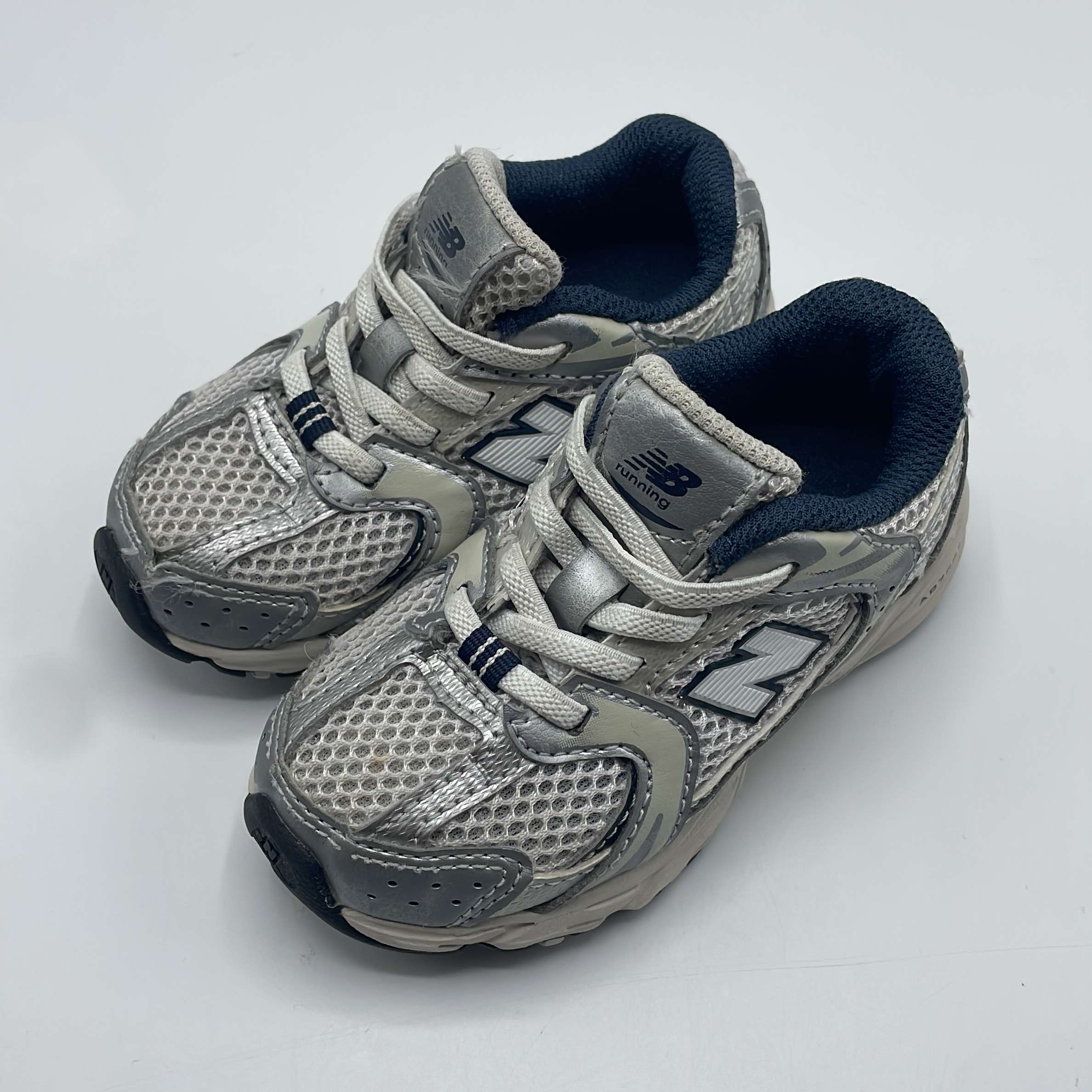 1-Chaussures New Balance Taille 23