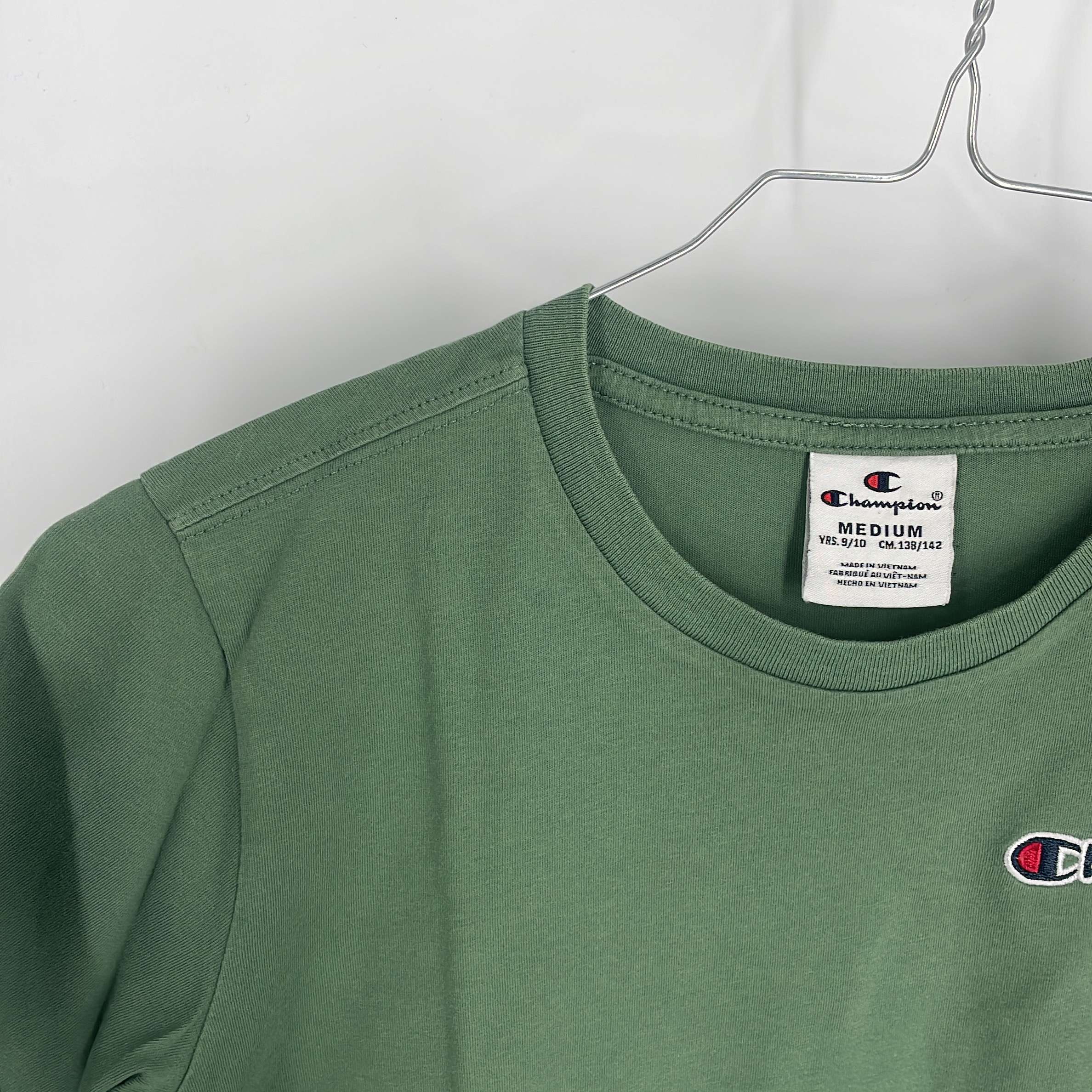 1-T-shirt manches courtes Marque Inconnue 9-10 Ans