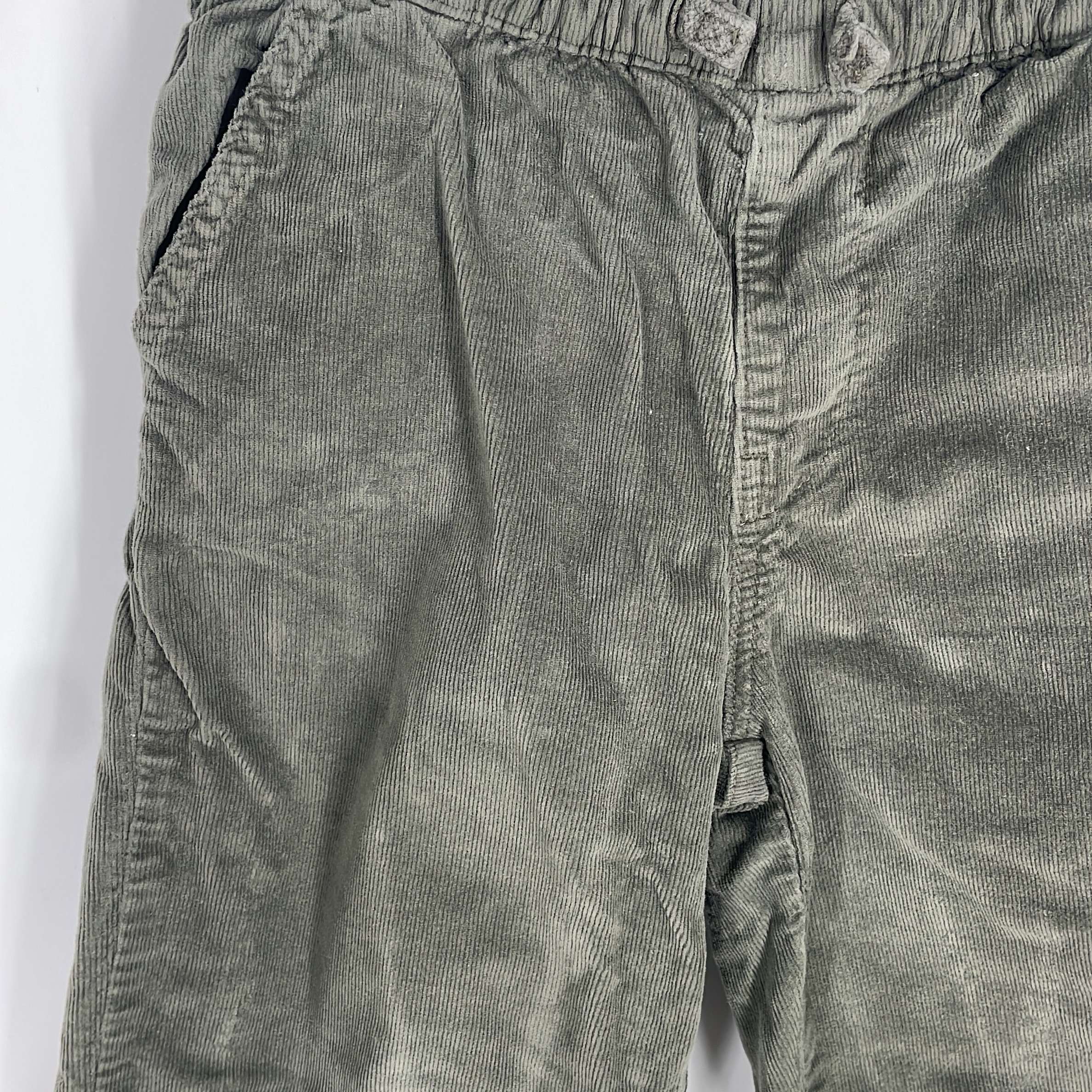 2-Pantalon Zara Kids 5 ans