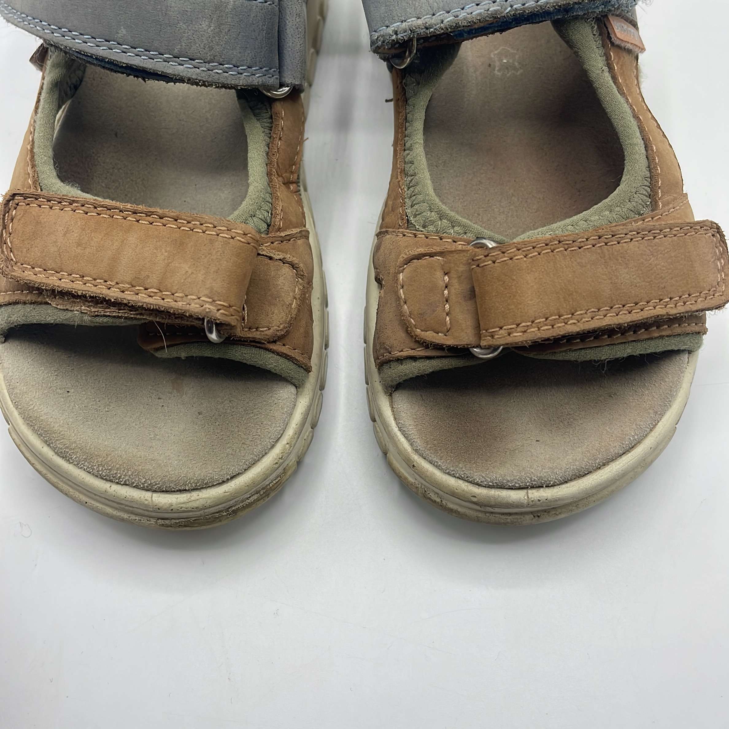 2-Chaussures Marque Inconnue Taille 29