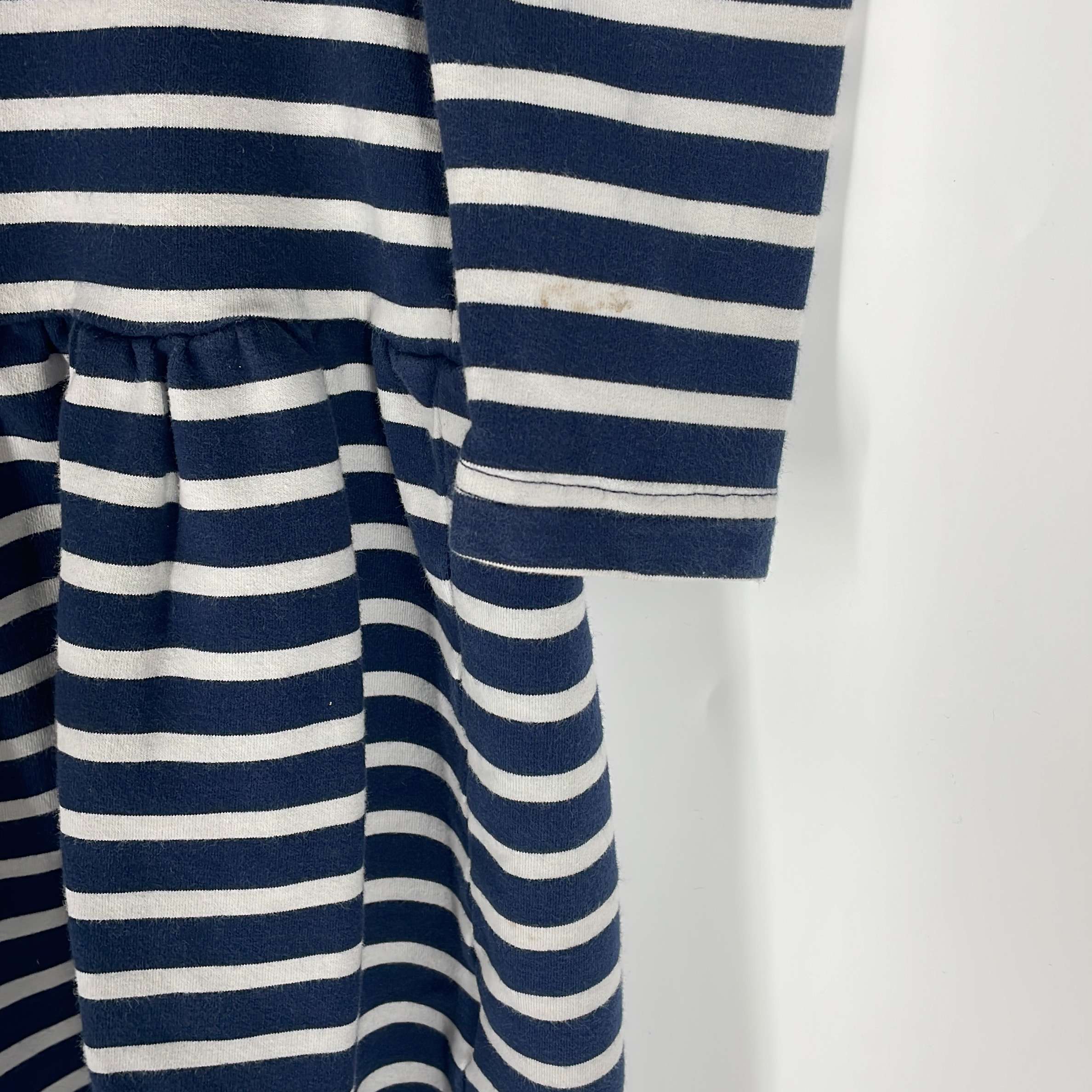 2-Robe Cyrillus 8 ans
