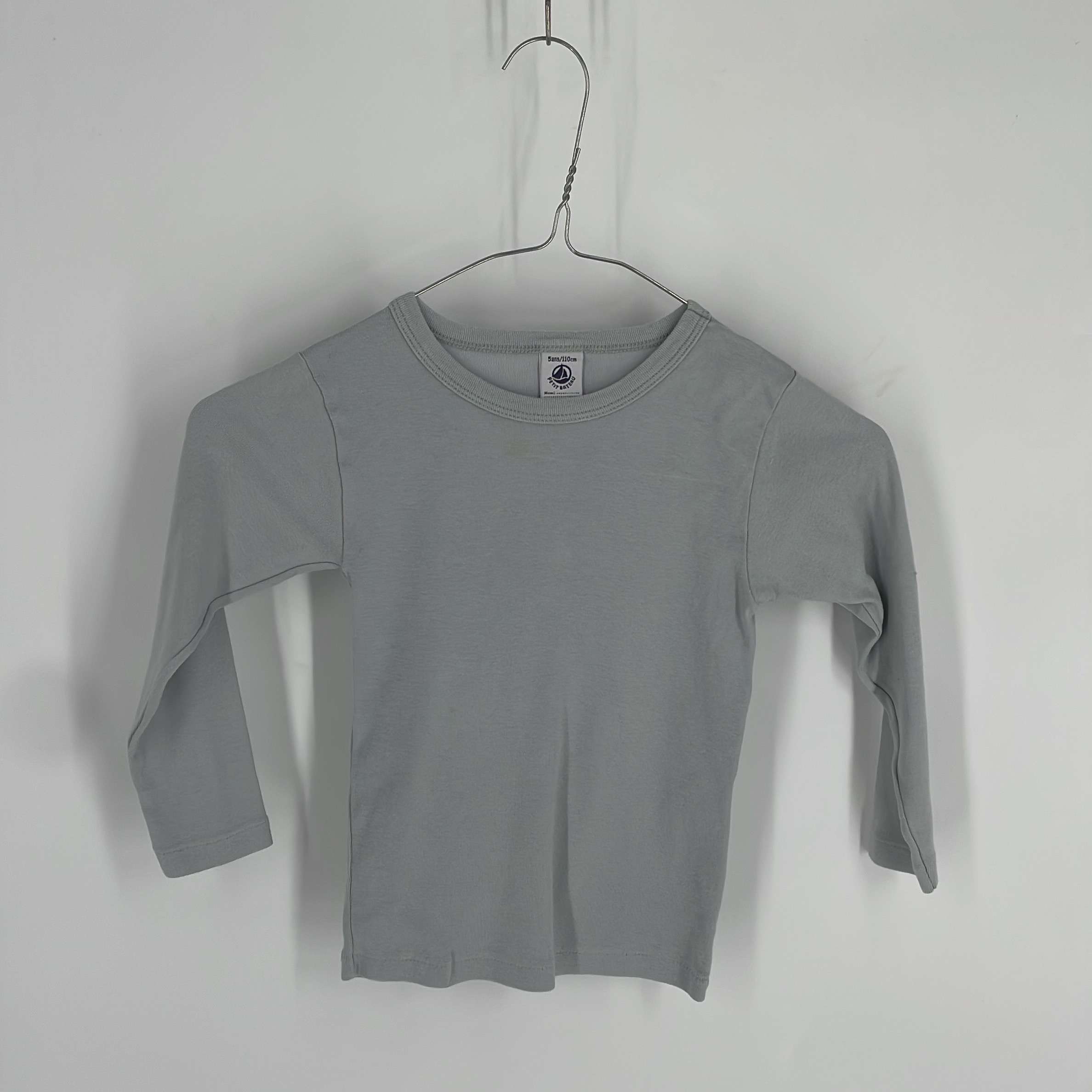 0-T-shirt manches longues Petit Bateau 5 ans