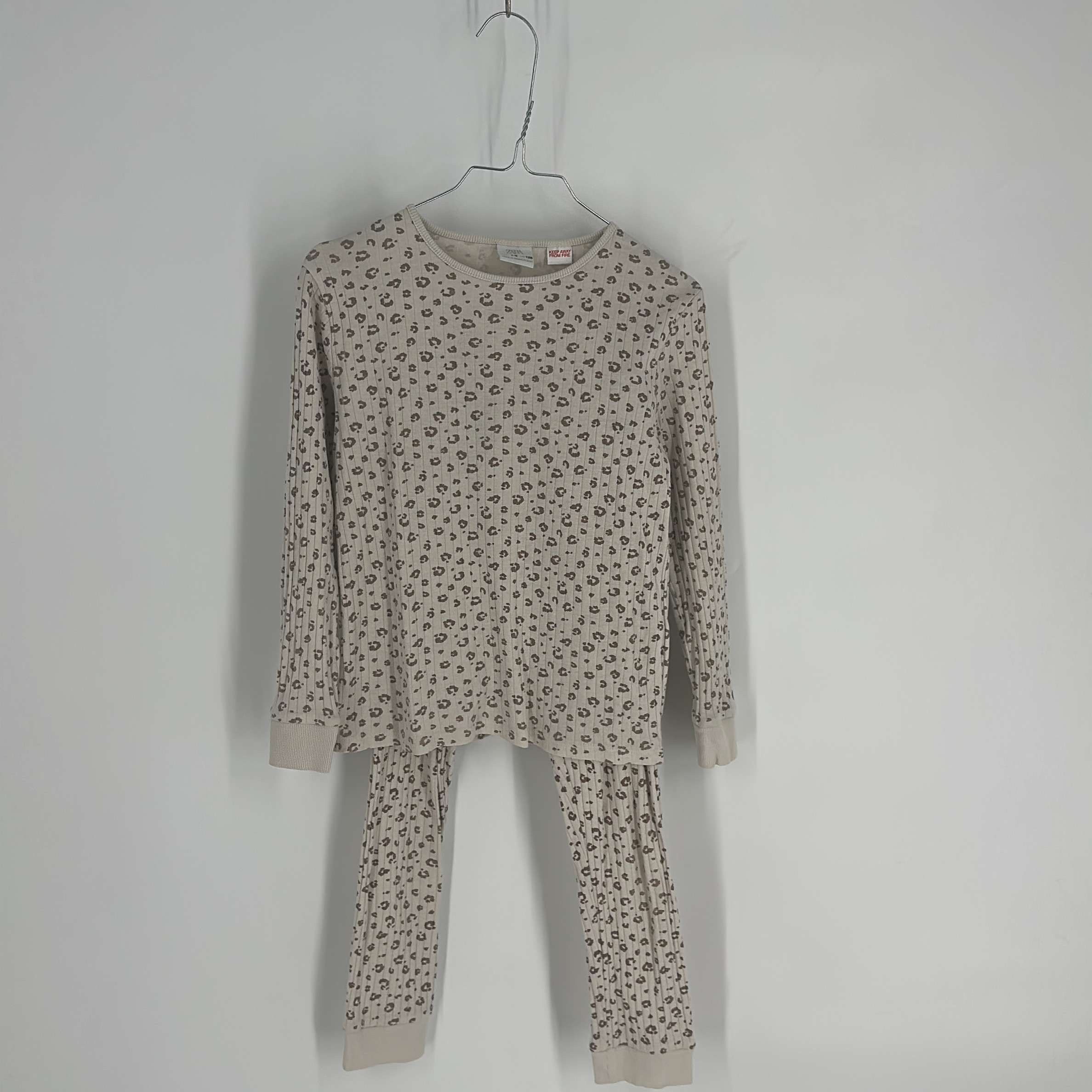 0-Pyjama long Zara Kids 7-8 Ans