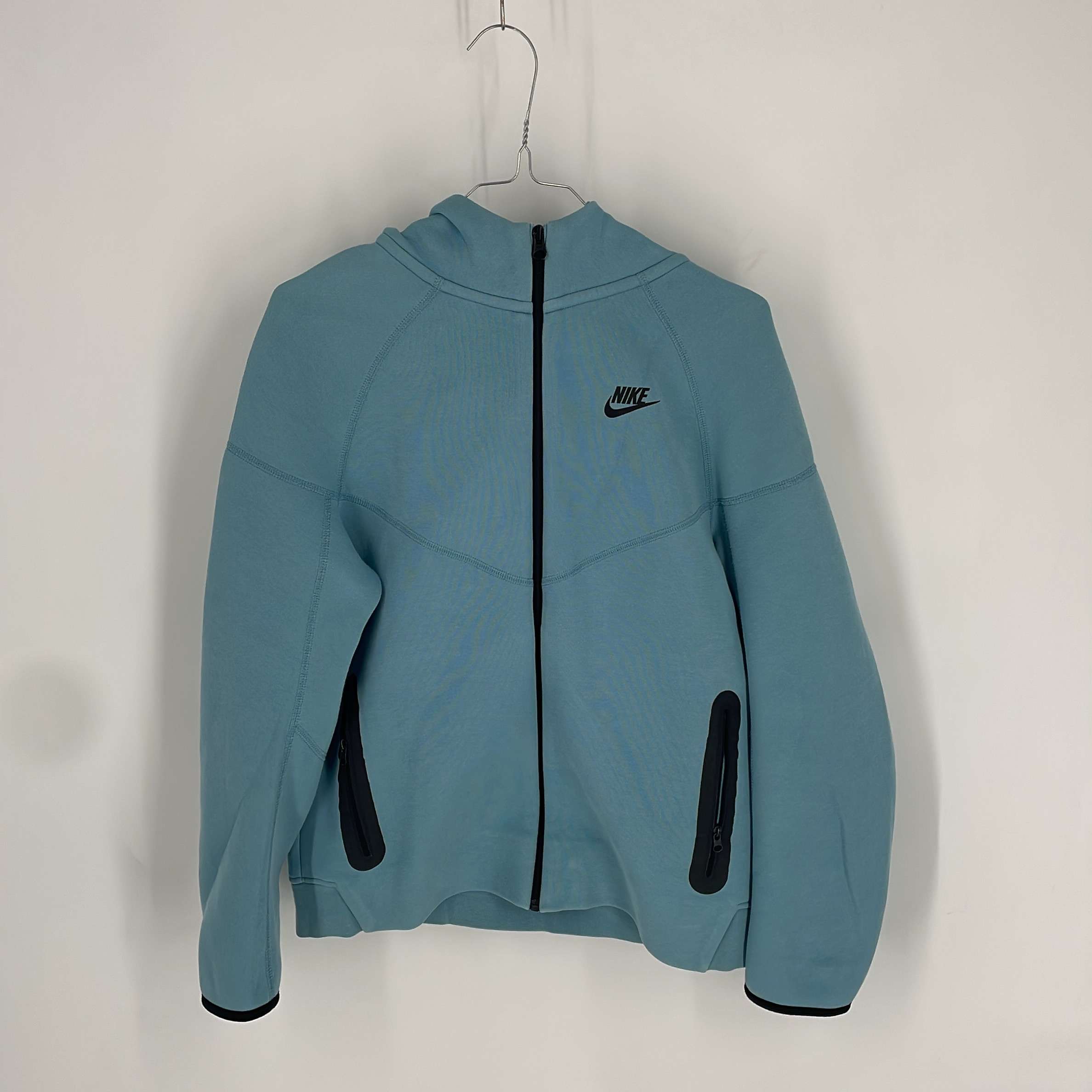 0-Sweat Nike 14 ans
