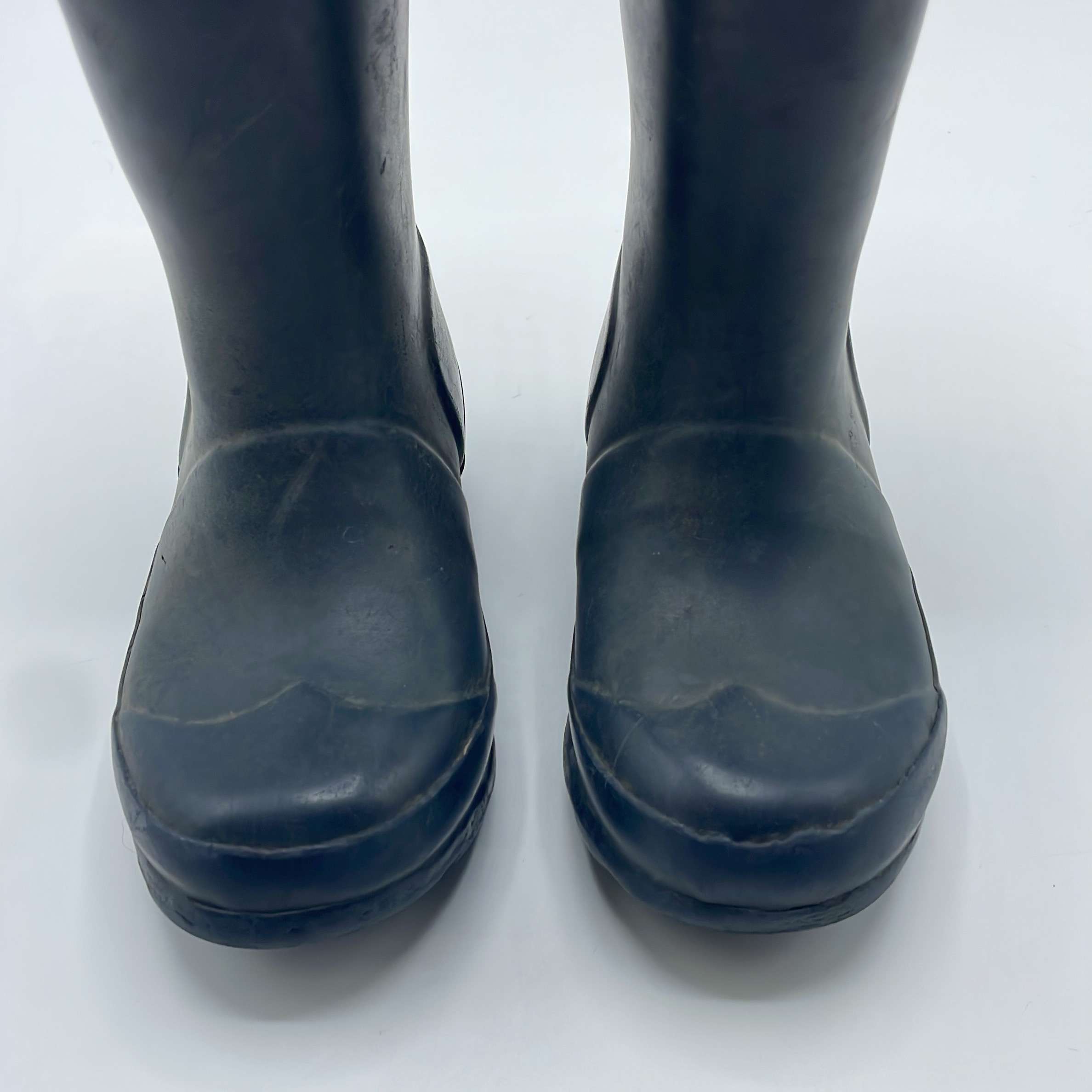 2-Chaussures Marque Inconnue Taille 40