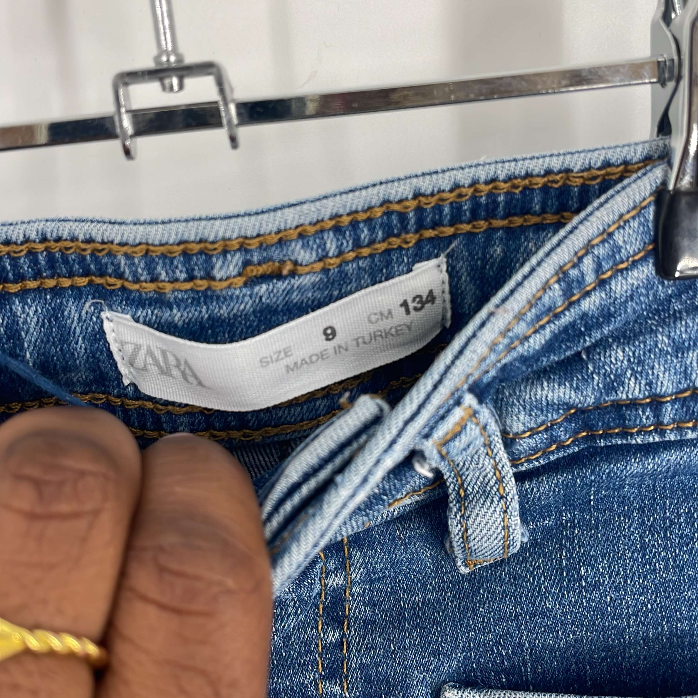 1-Jeans Zara Kids 9 ans