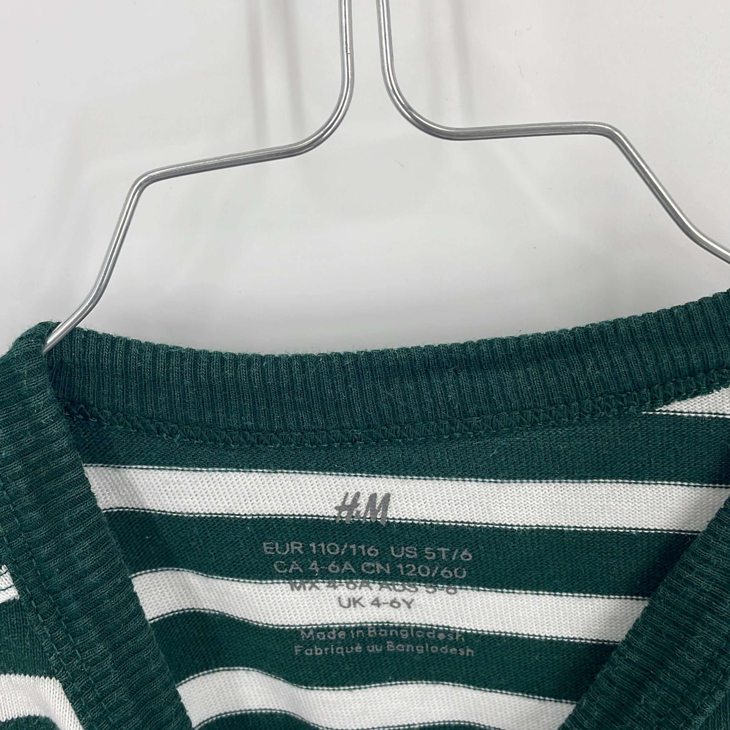 1-T-shirt manches longues H&M 5-6 Ans