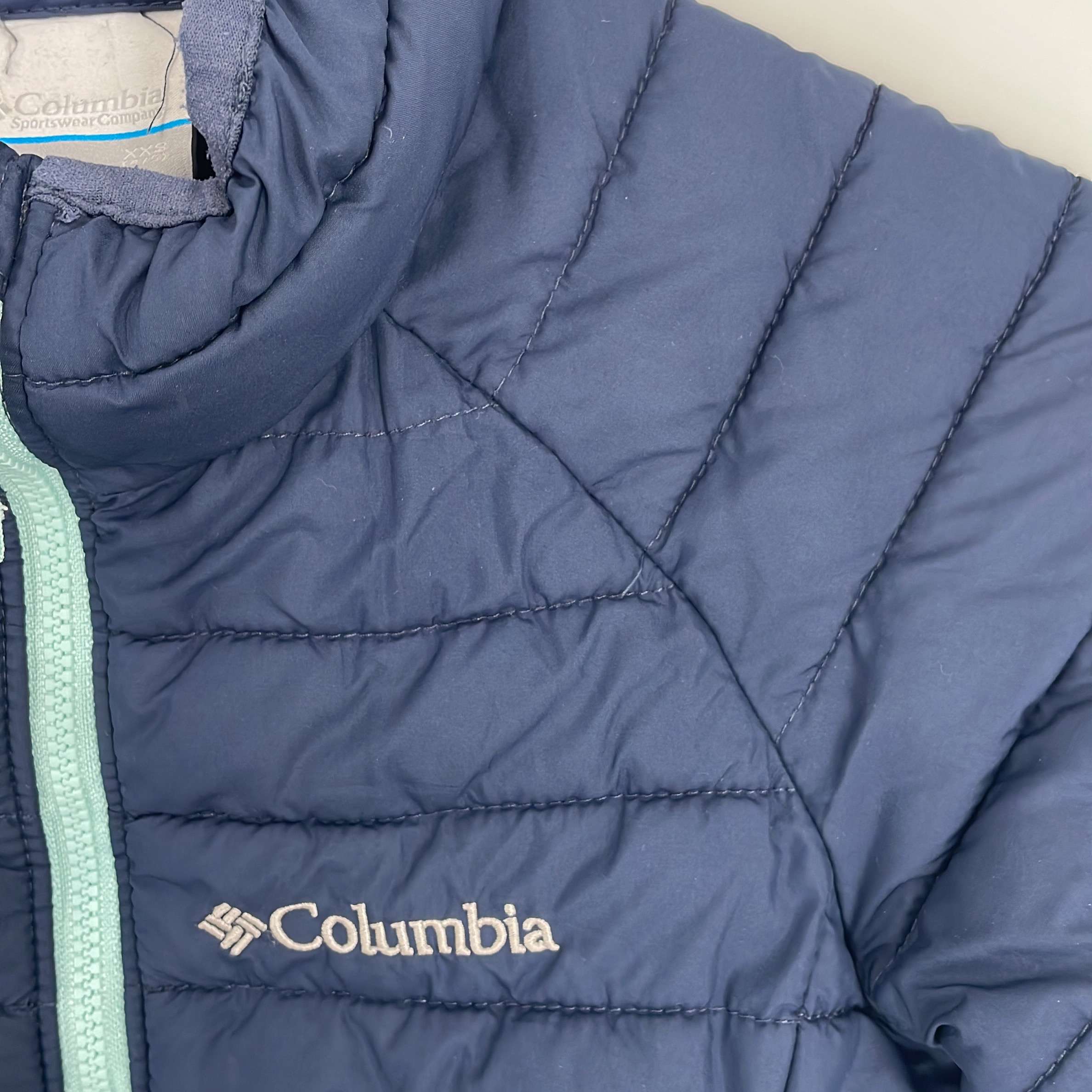 2-Veste/manteau Marque Inconnue 4-5 Ans