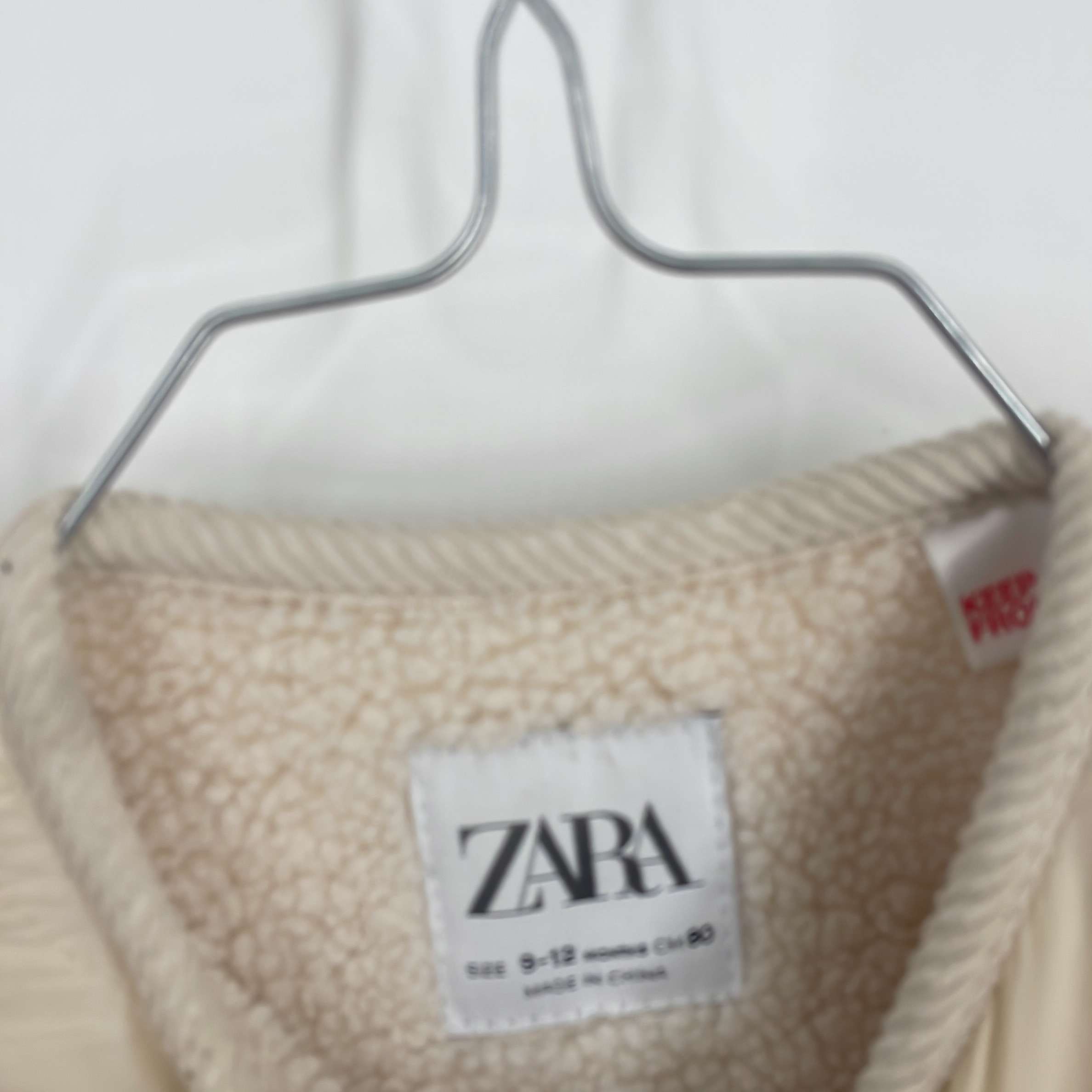 1-Manteau Zara Baby 9-12 Mois