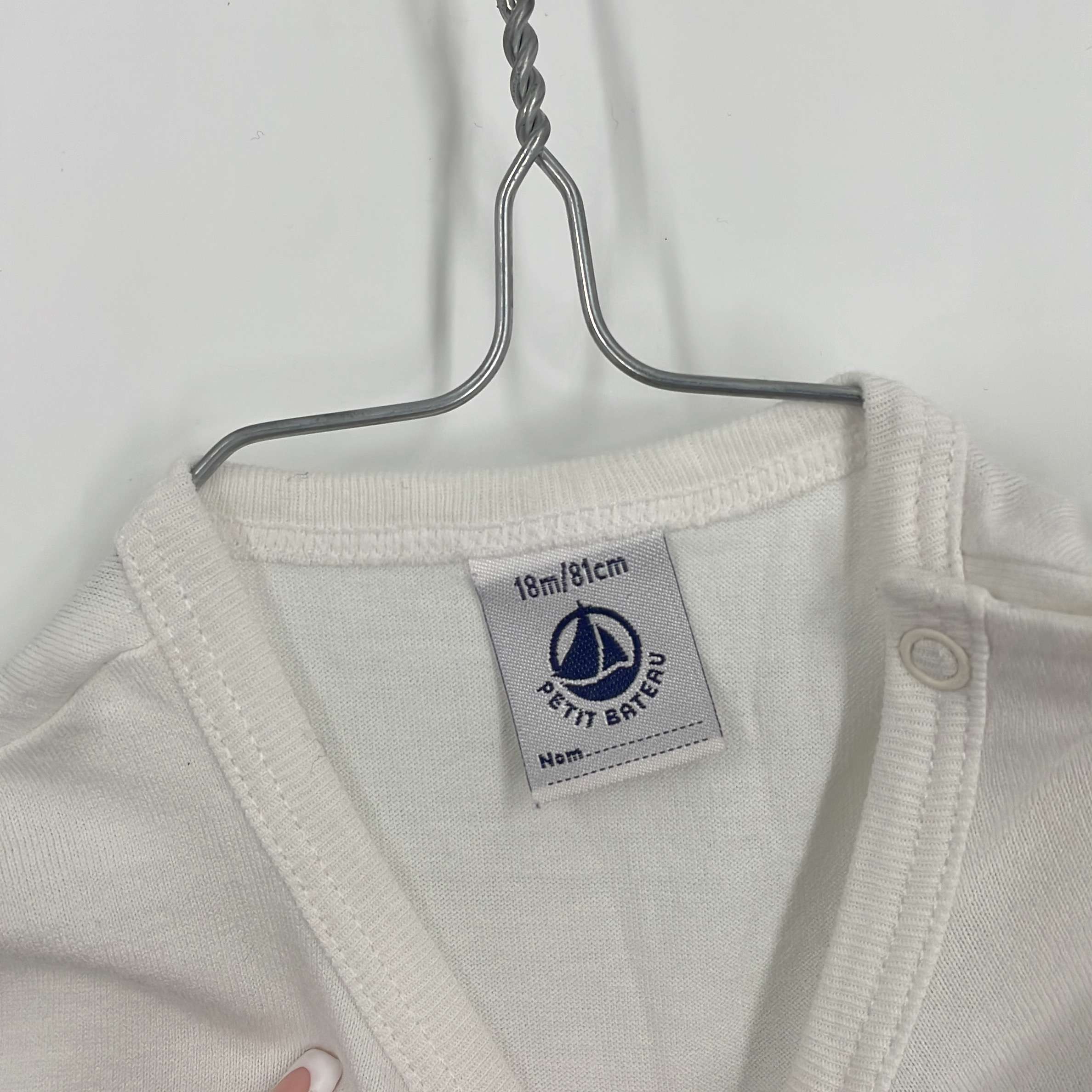 1-T-shirt manches courtes Petit Bateau 18 mois