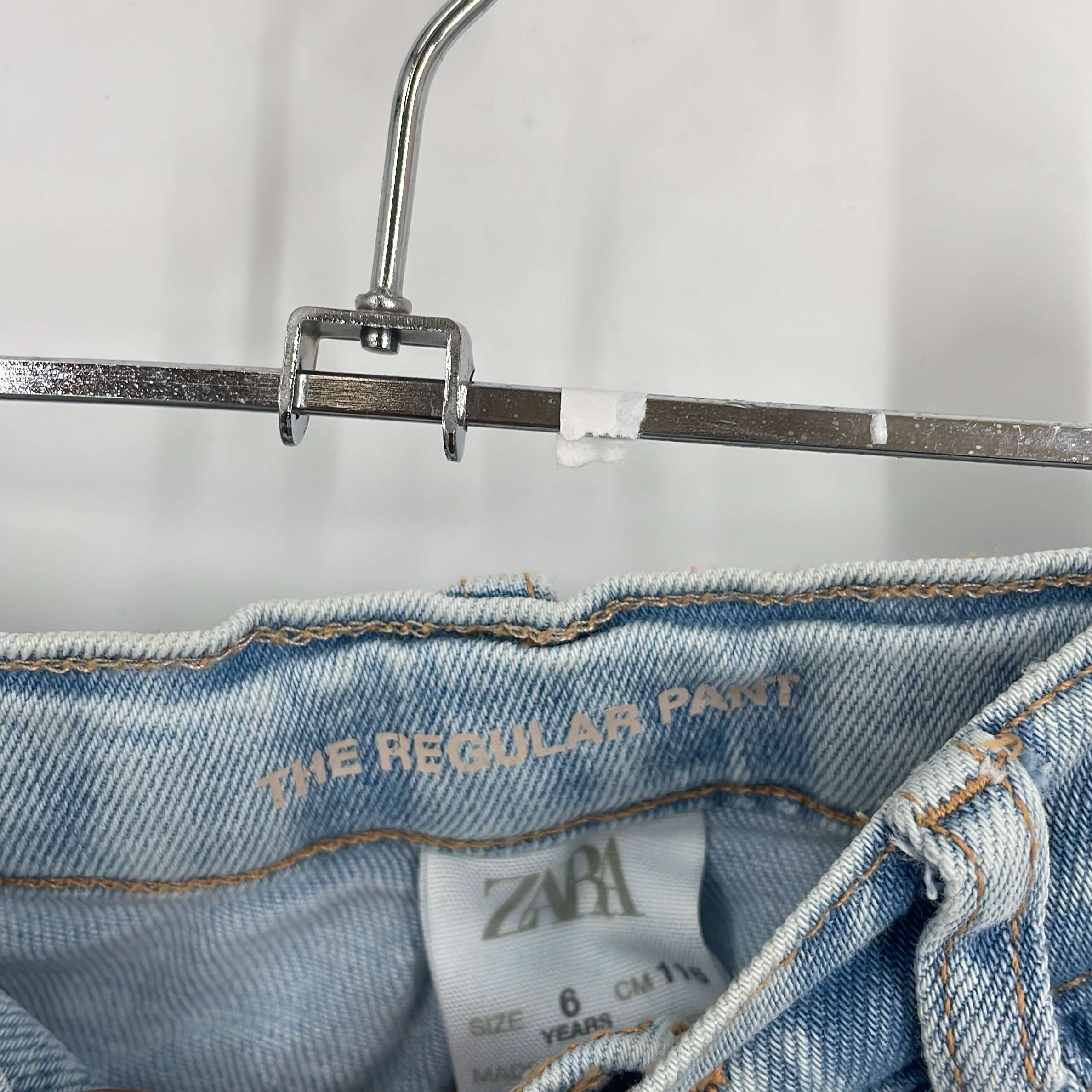 1-Jeans Zara Kids 6 ans