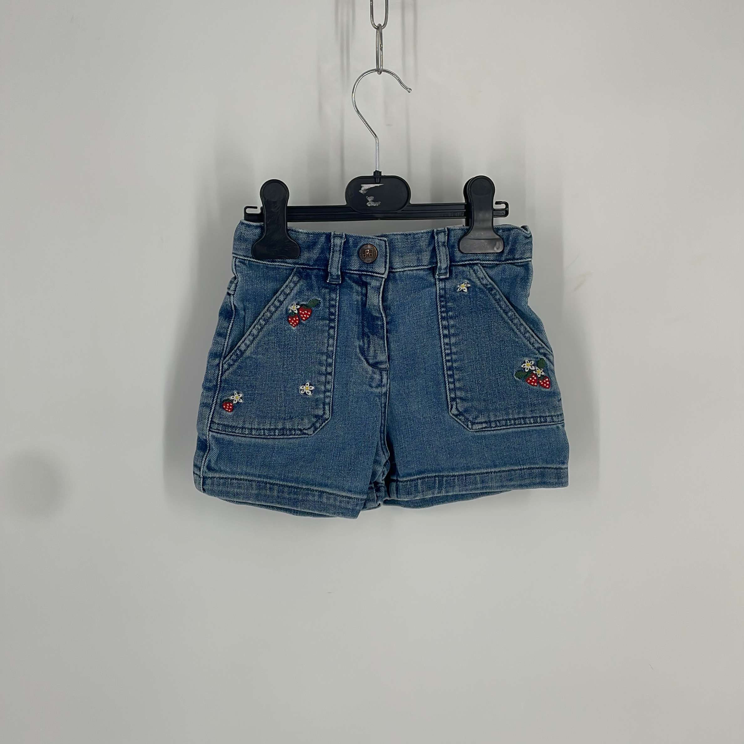 1-Short Bonton 8 ans