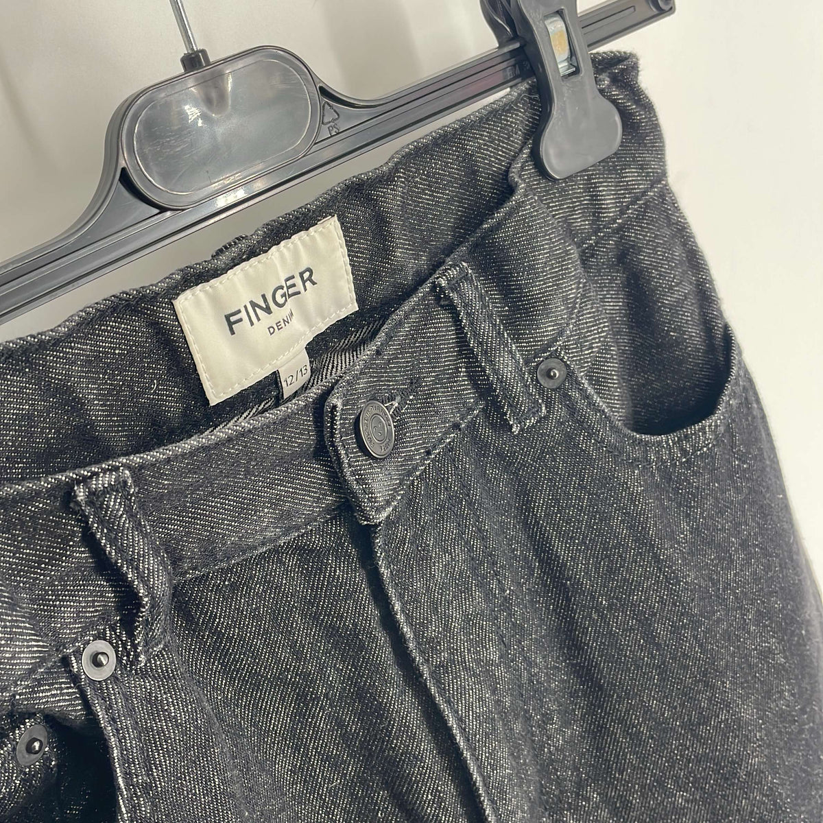 1-Jeans Marque Inconnue 12-13 Ans
