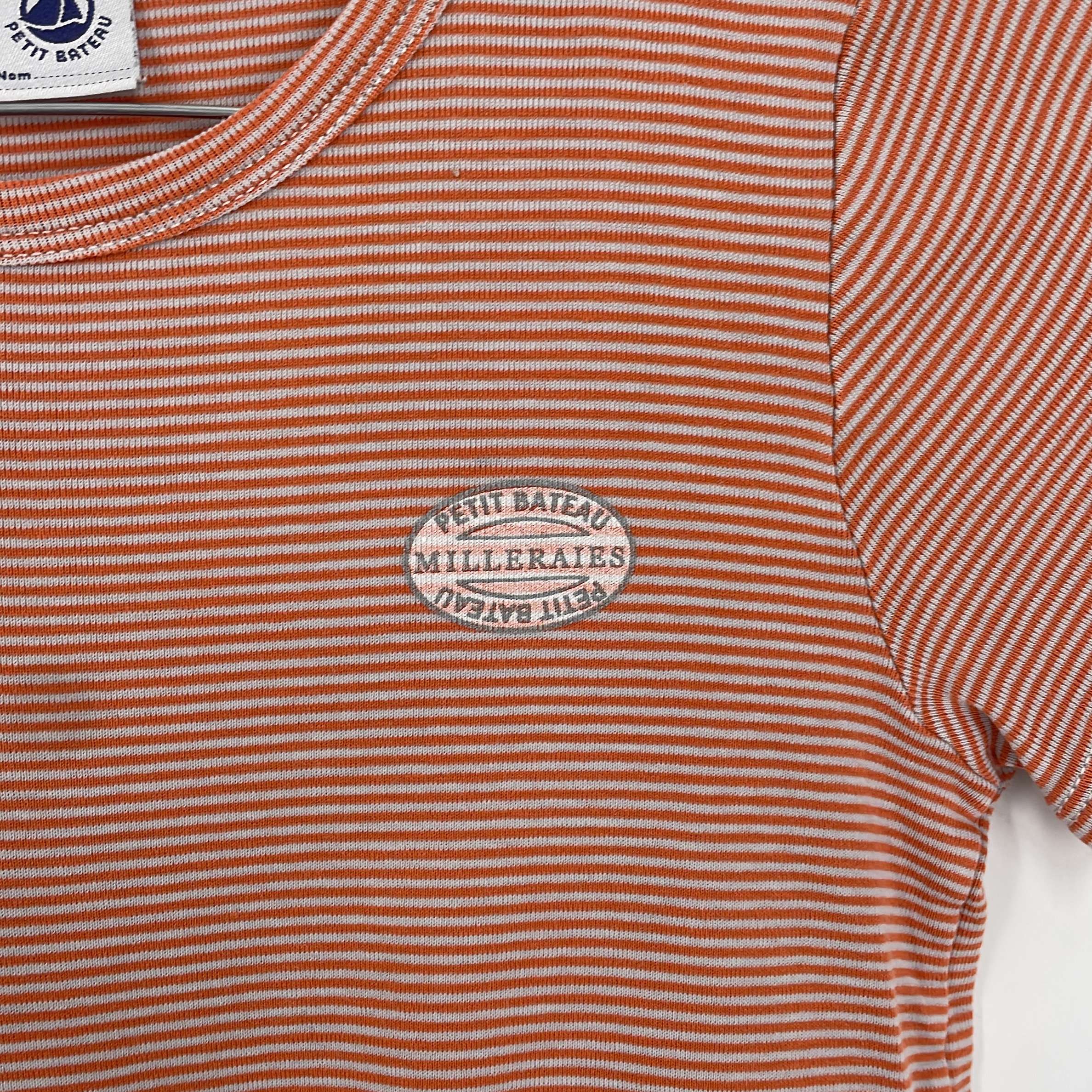2-T-shirt manches courtes Petit Bateau 6 ans