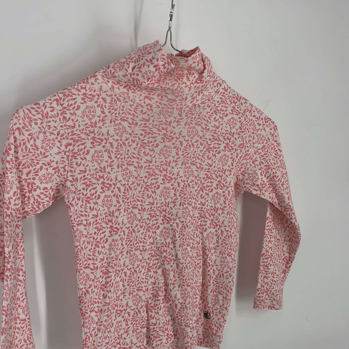1-T-shirt manches longues Petit Bateau 5 ans